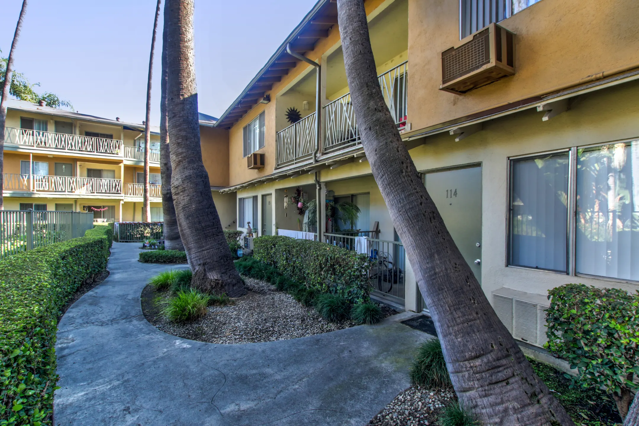 Oasis Apartments West Covina, CA 91790