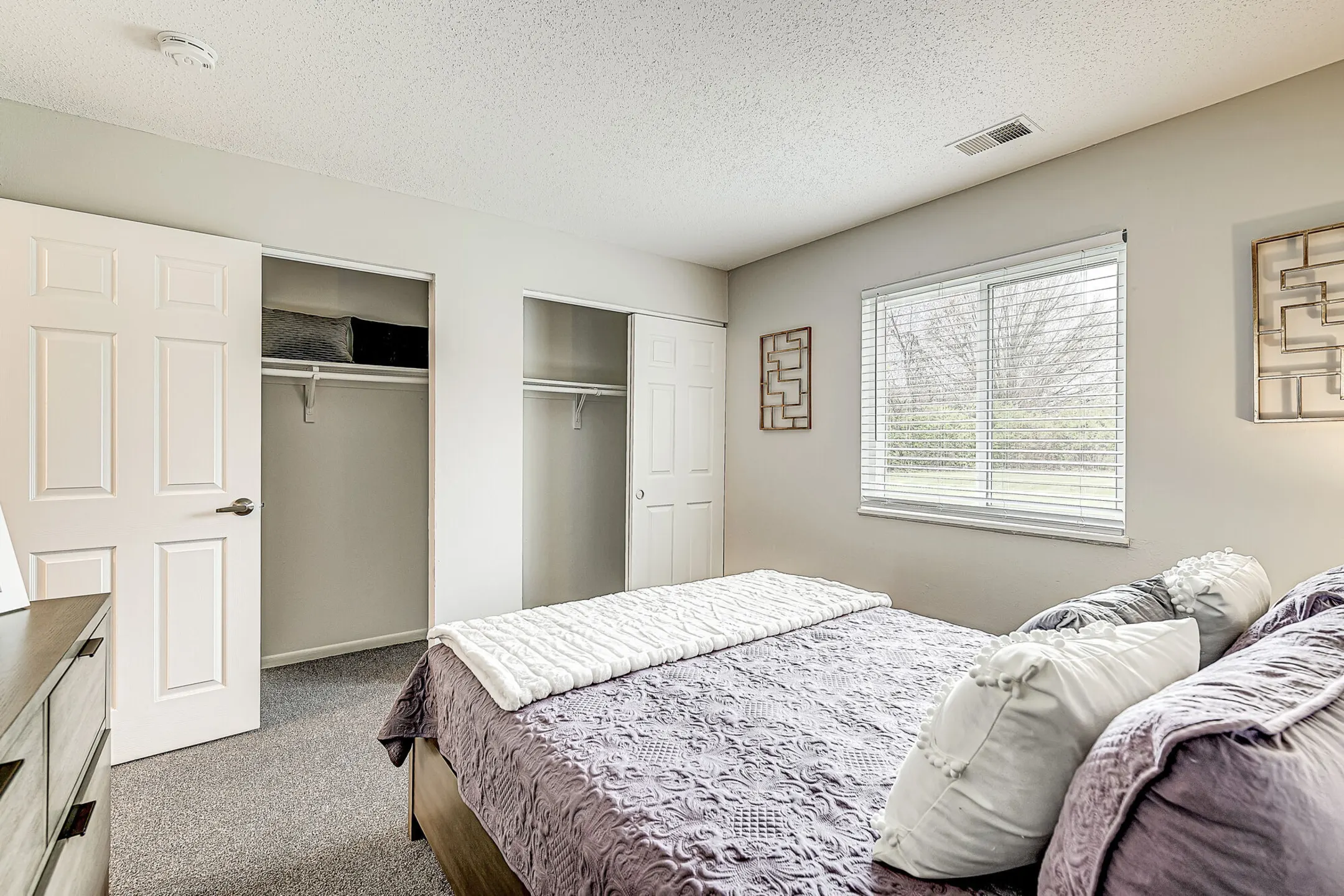 Bedroom - Ninth Ave Apartments - Indianapolis, IN