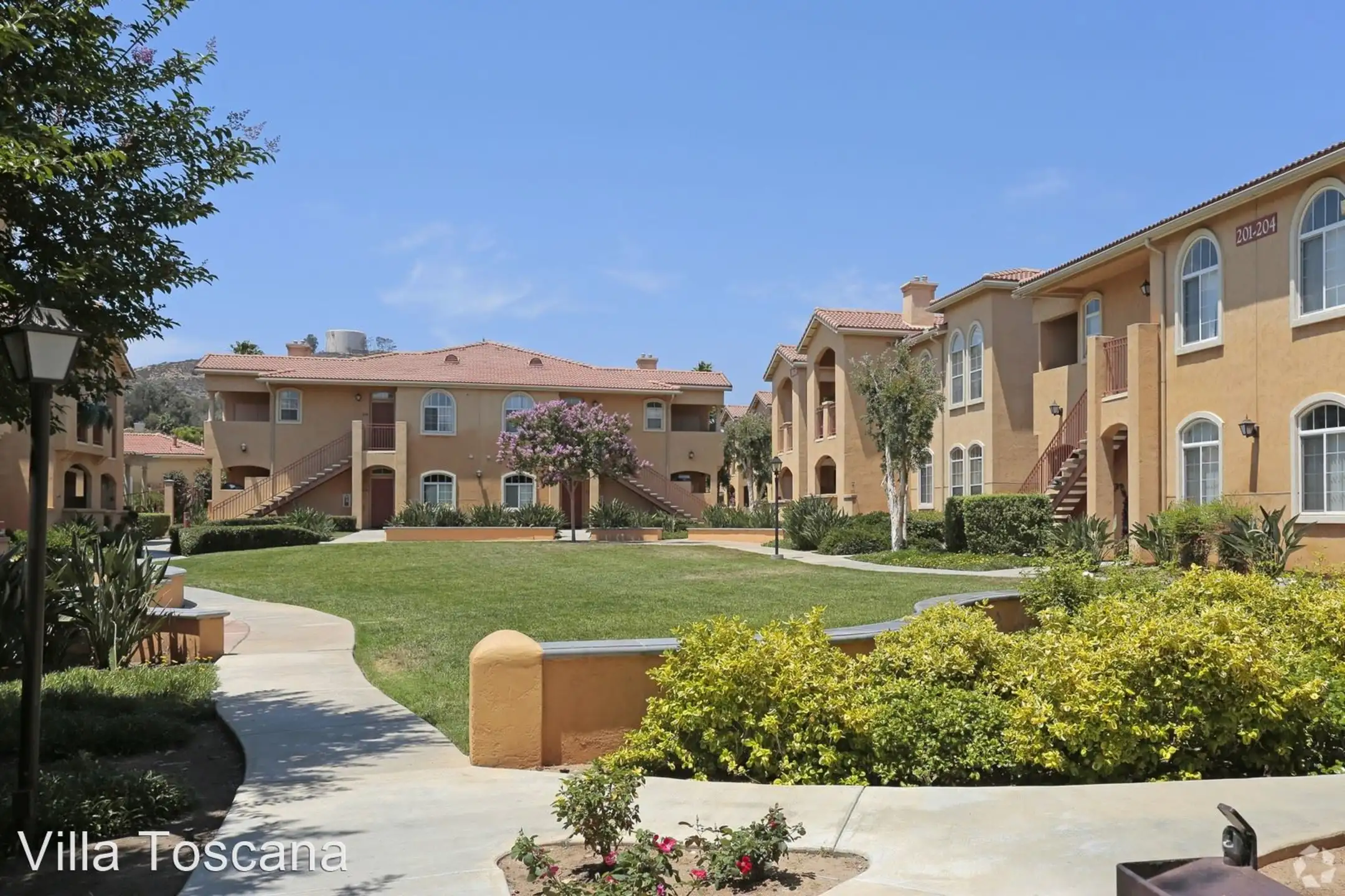 Building - Villa Toscana - El Cajon, CA
