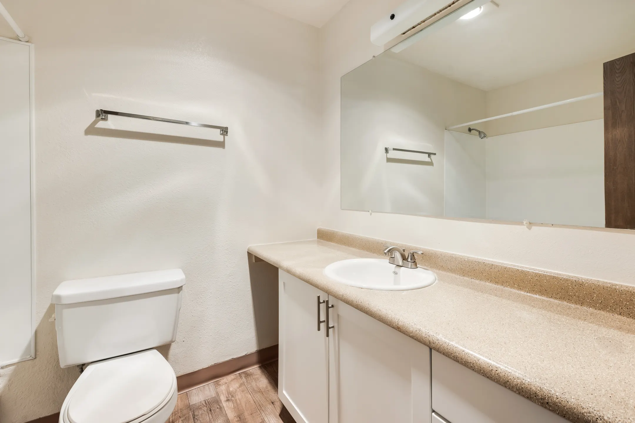 Bathroom - Quail Ridge - Portland, OR