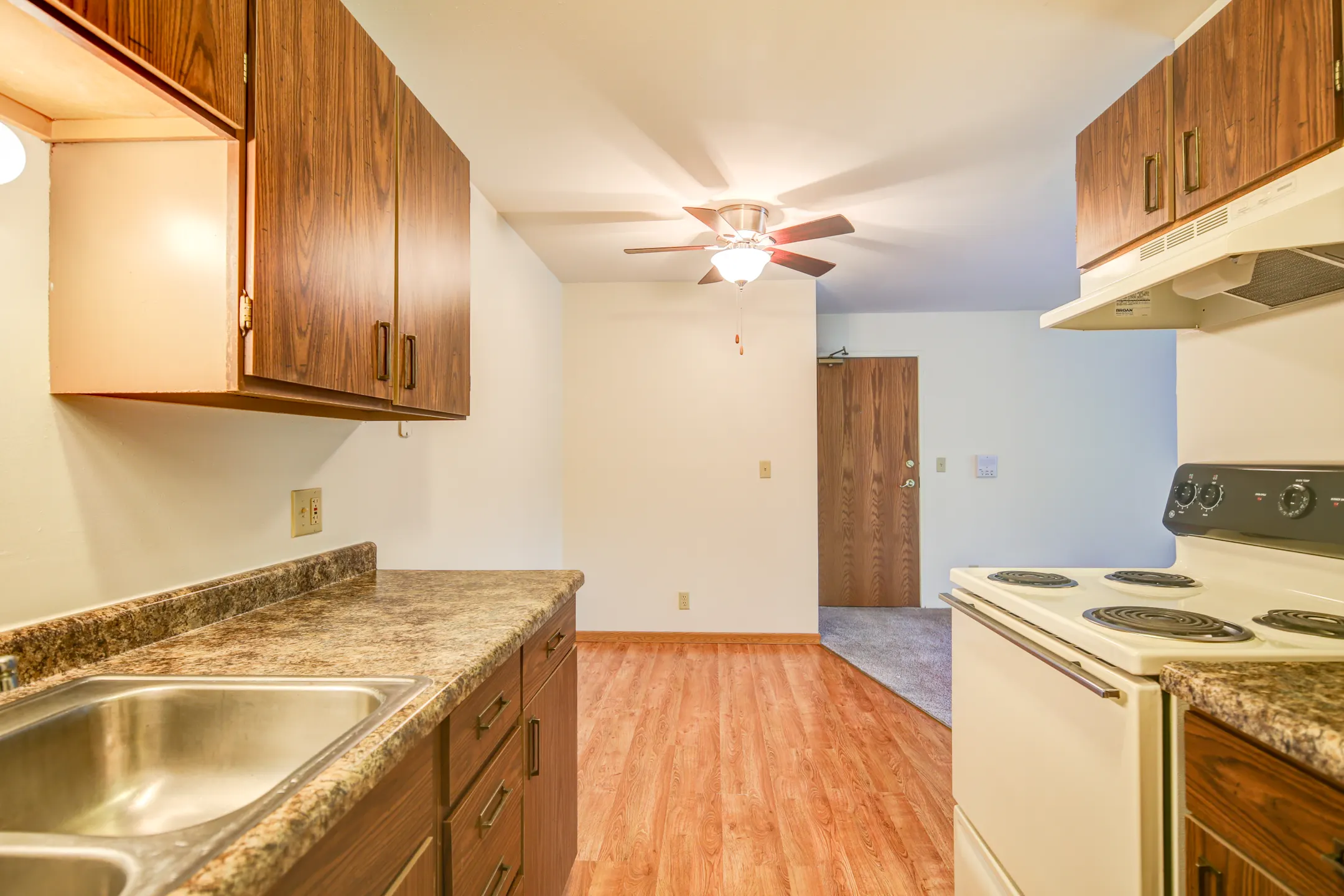 Northfield Court Apartments Harvard, IL 60033