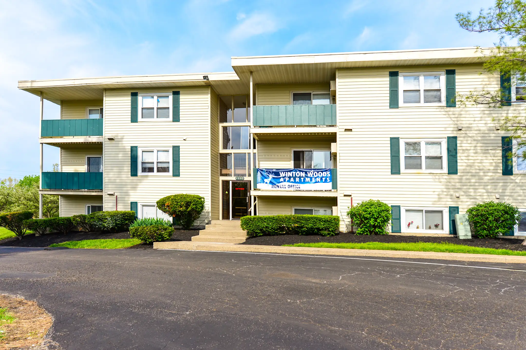 Winton Woods Apartments 4880 Winton Rd Cincinnati, OH Apartments