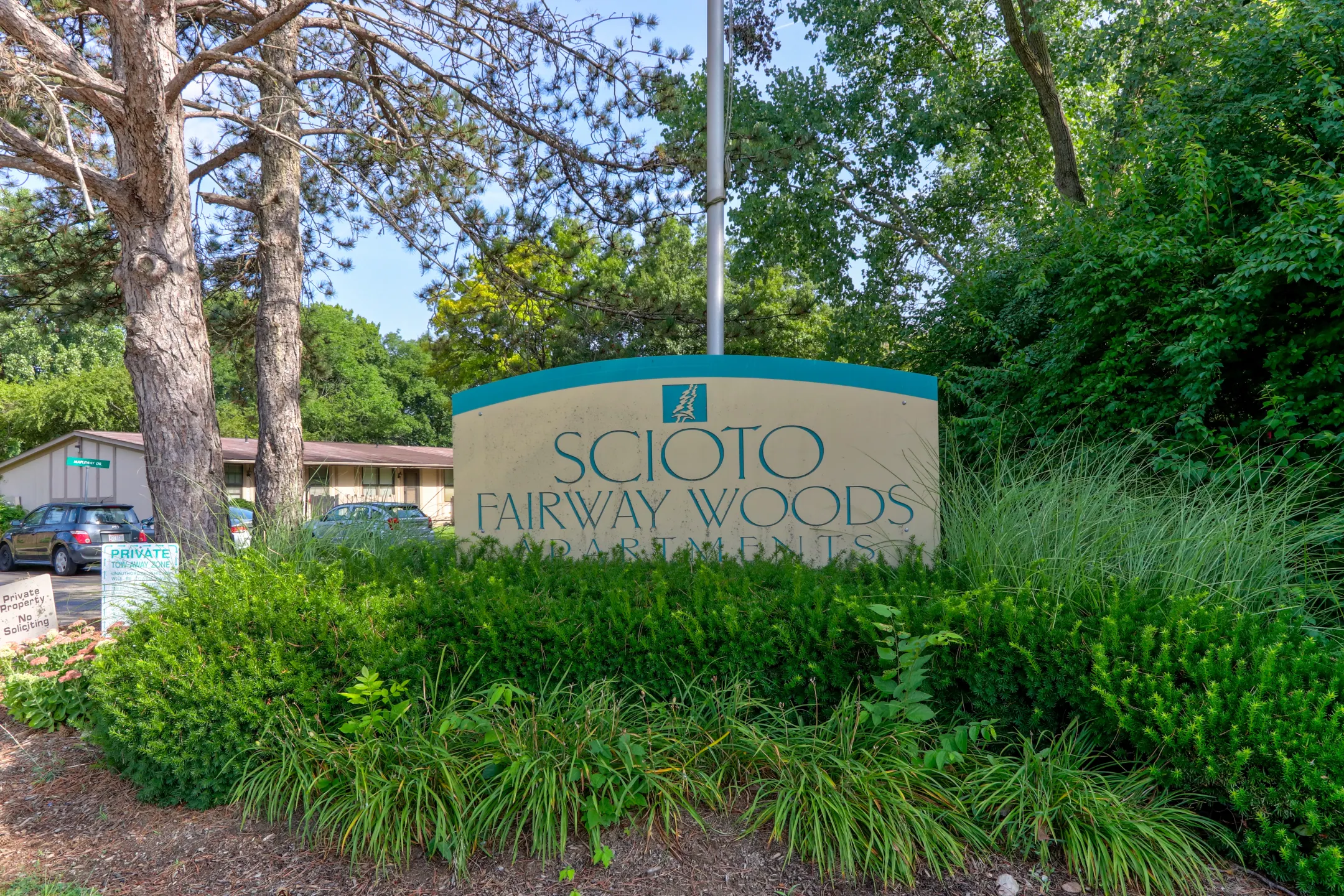 Community Signage - Scioto Fairway Woods - Columbus, OH