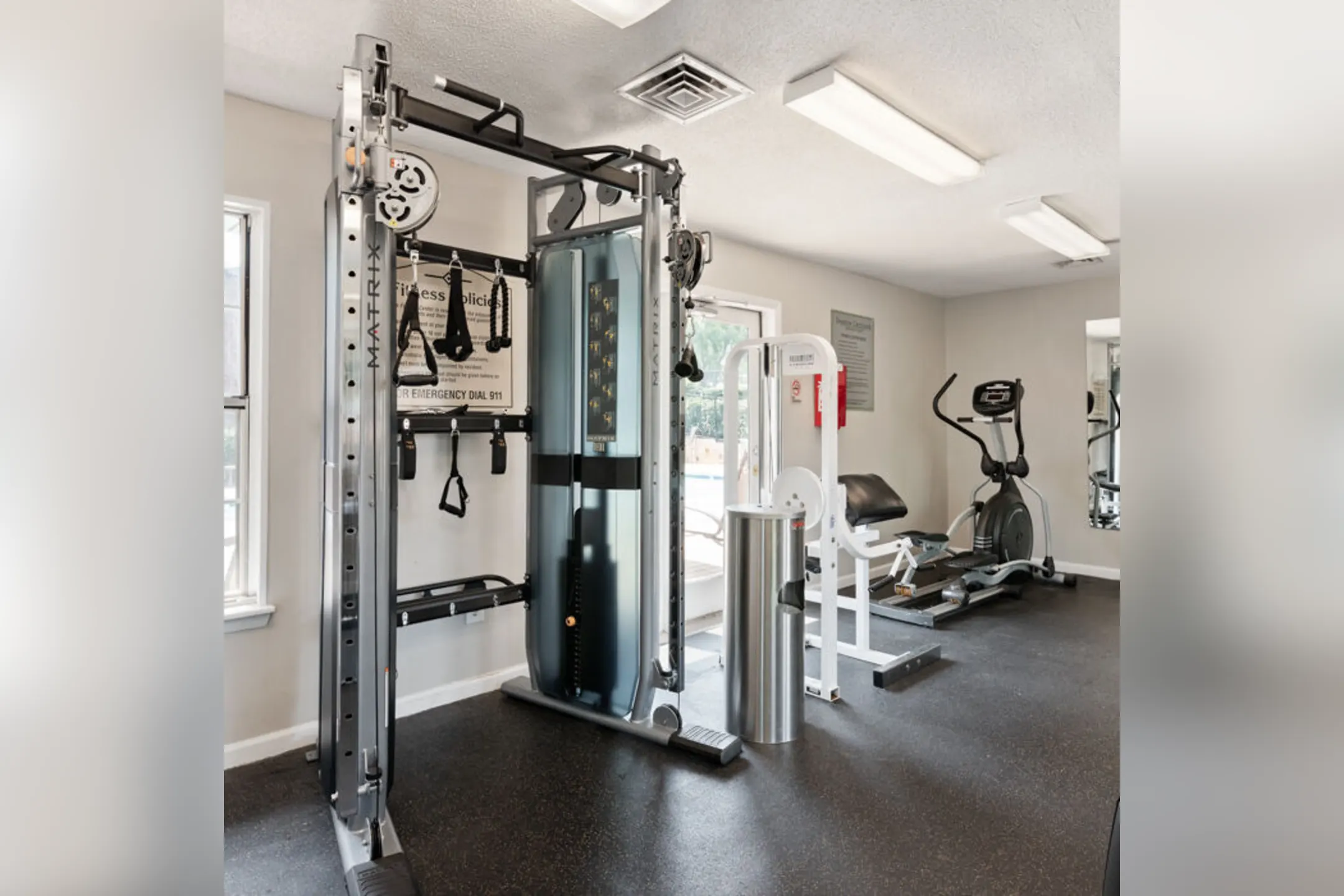 Fitness Weight Room - Sharon Crossing - Charlotte, NC