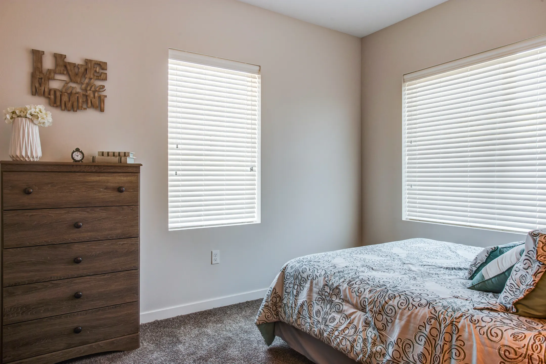 Bedroom - Lofts at Fox Ridge - Raymore, MO