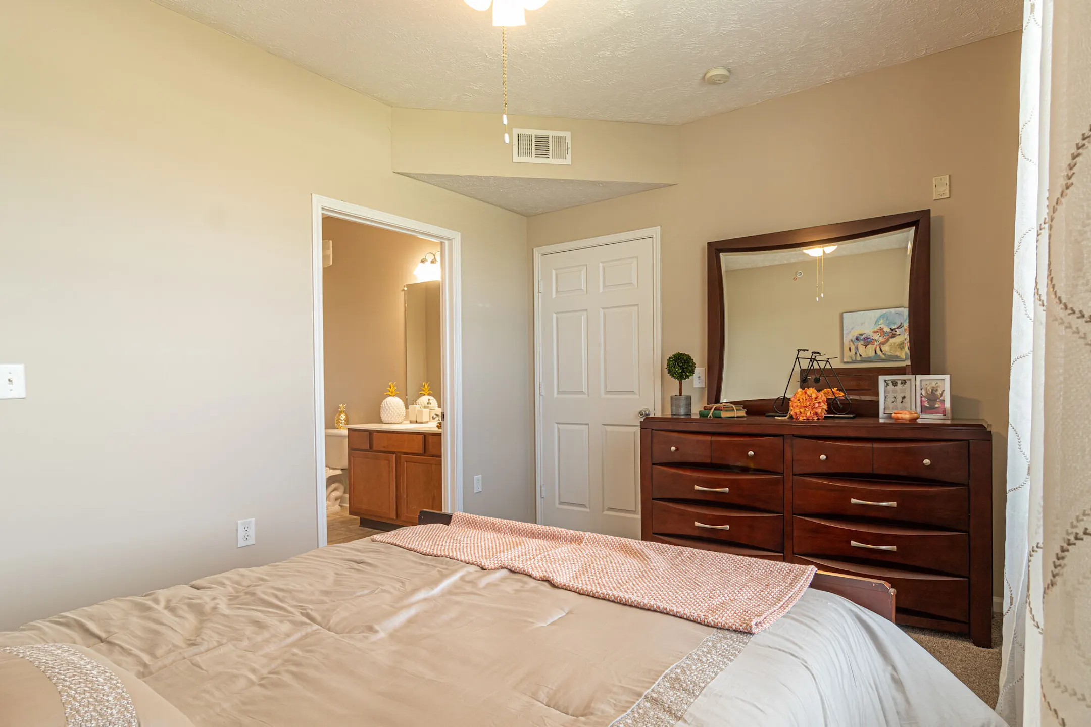 Wellington Farms Apartments Gallatin, TN 37066