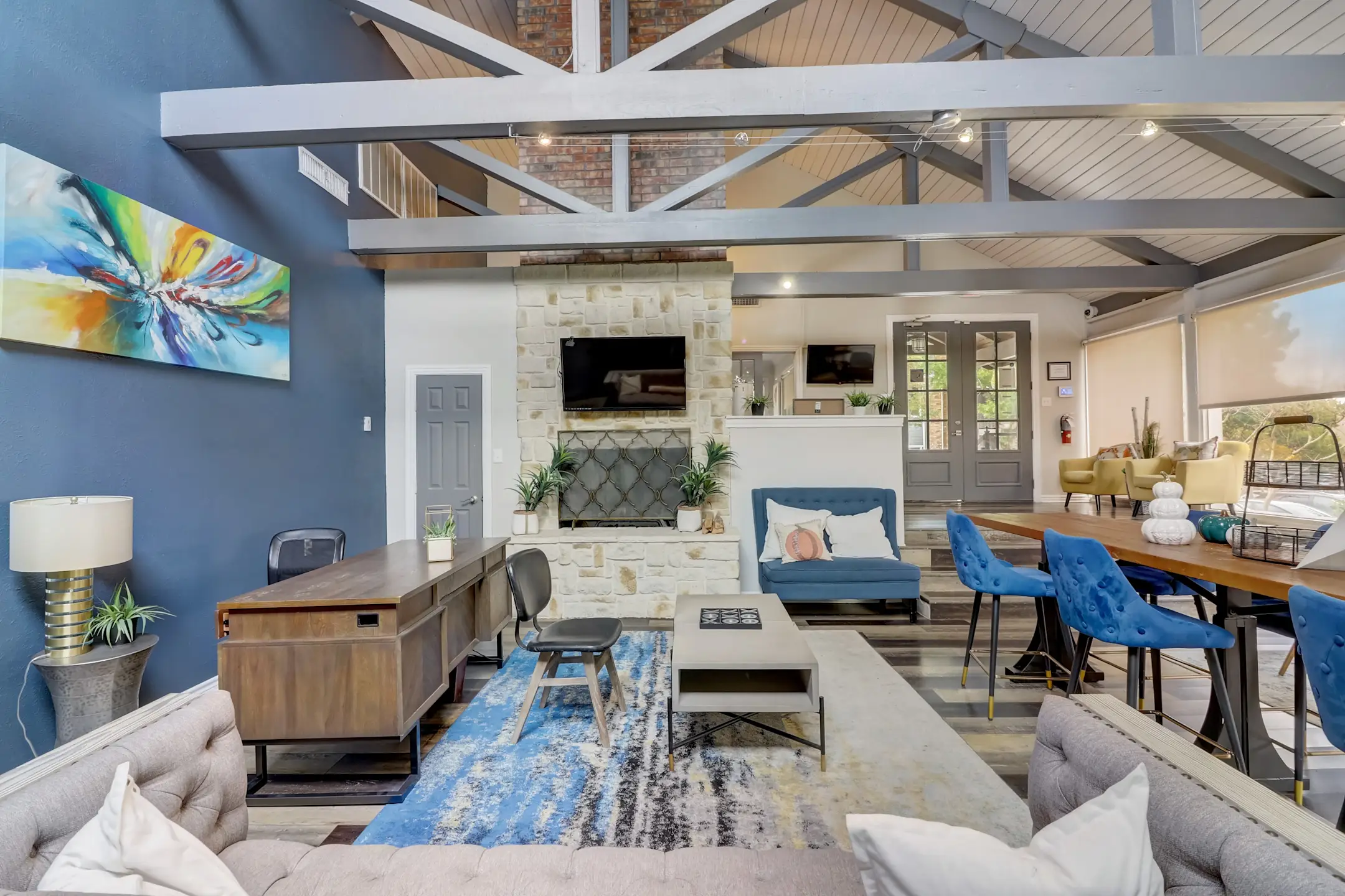 Living Room - Avalon Villas - Irving, TX