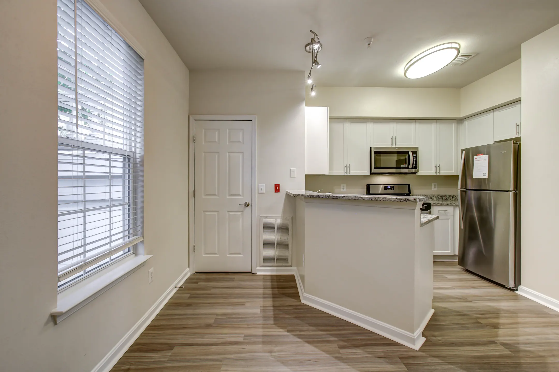 Broadlands Apartments 21799 Crescent Park Sq Broadlands, VA for