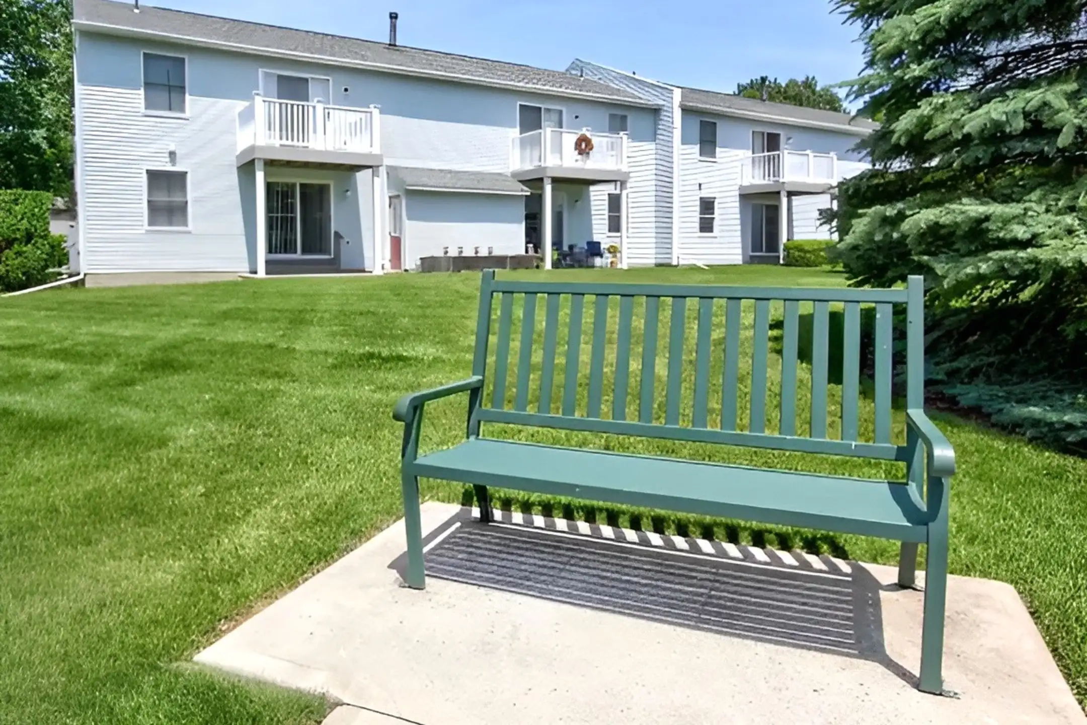 Patio / Deck - Court Royale - Schenectady, NY