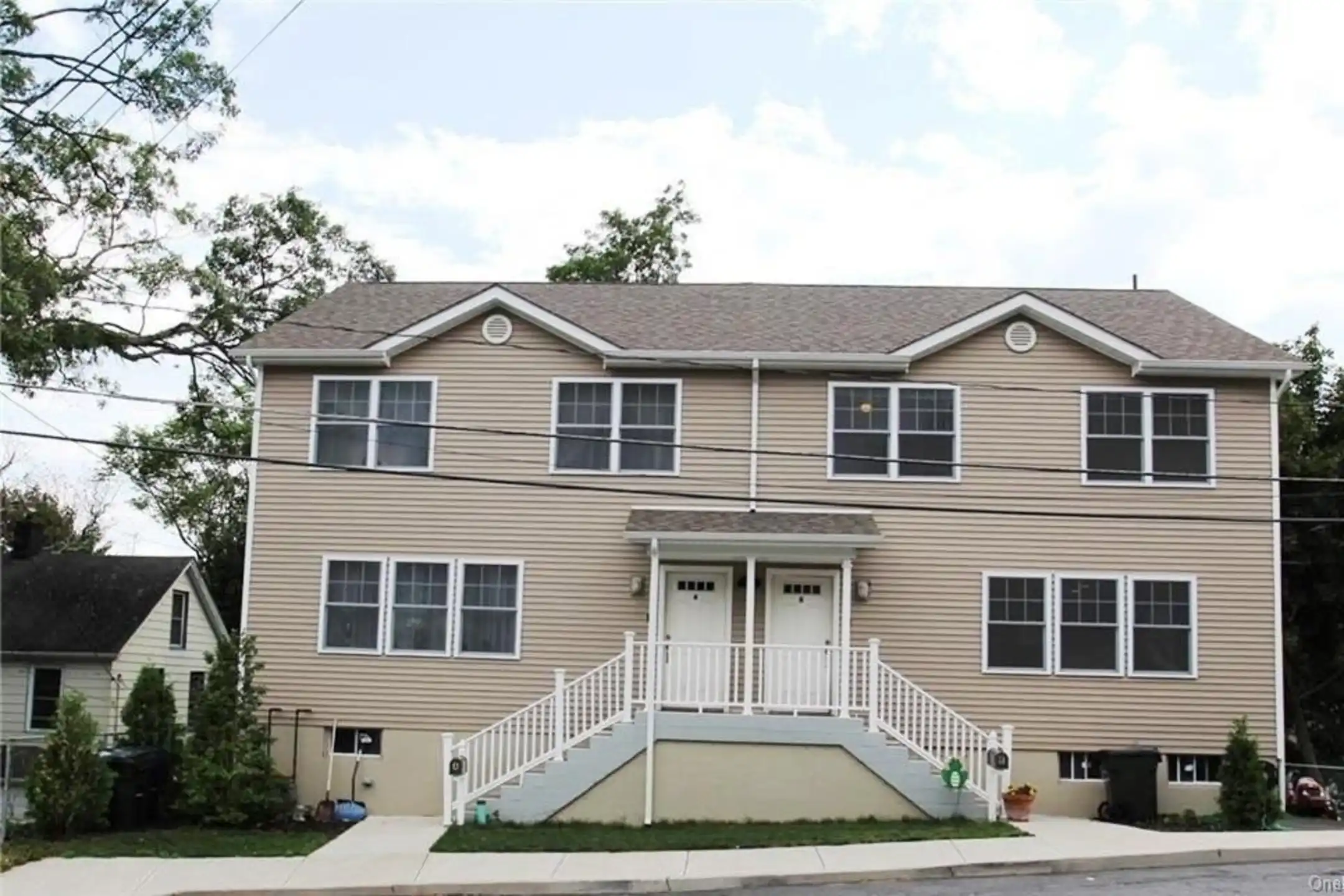 4 West St Unit B  