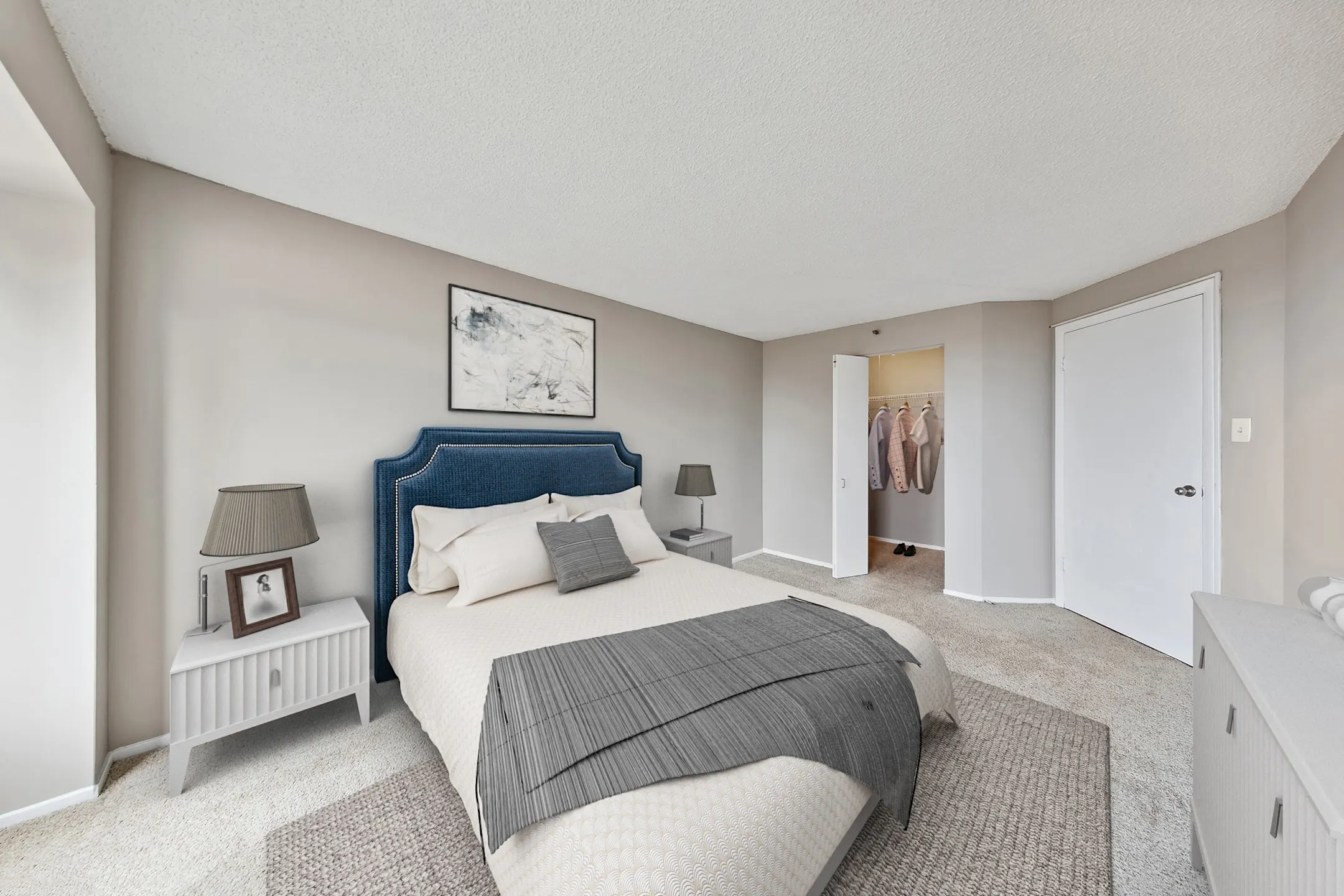 Axis Apartments and Lofts Apartments Chicago, IL 60611