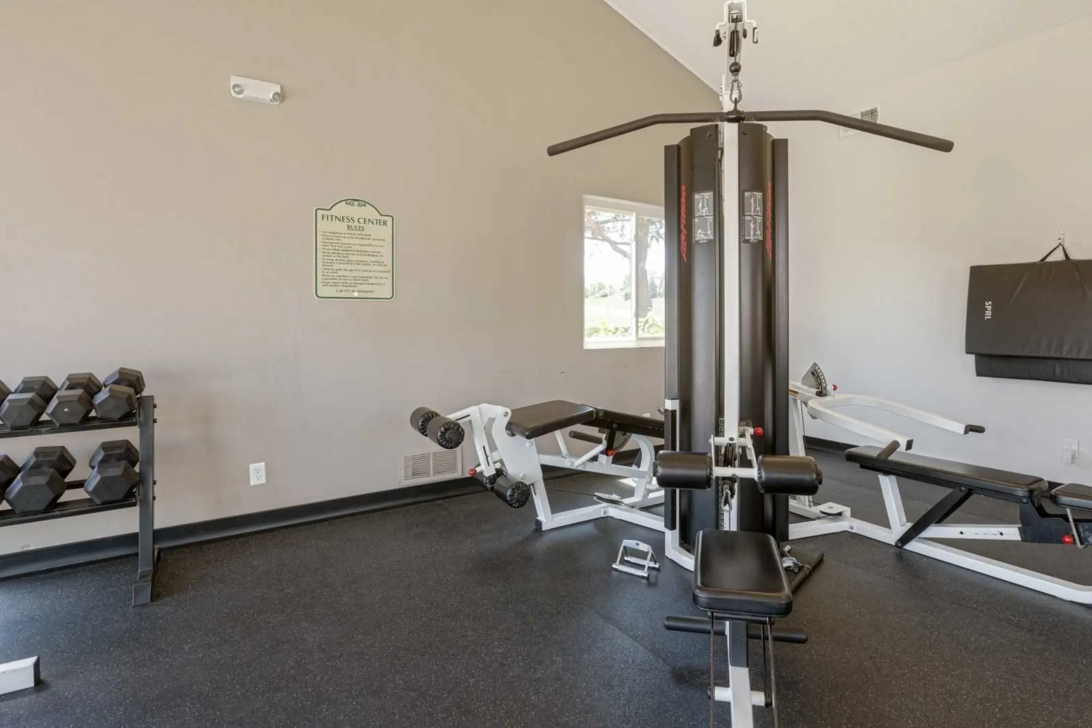 Fitness Weight Room - Westbrooke Apartments - West Des Moines, IA