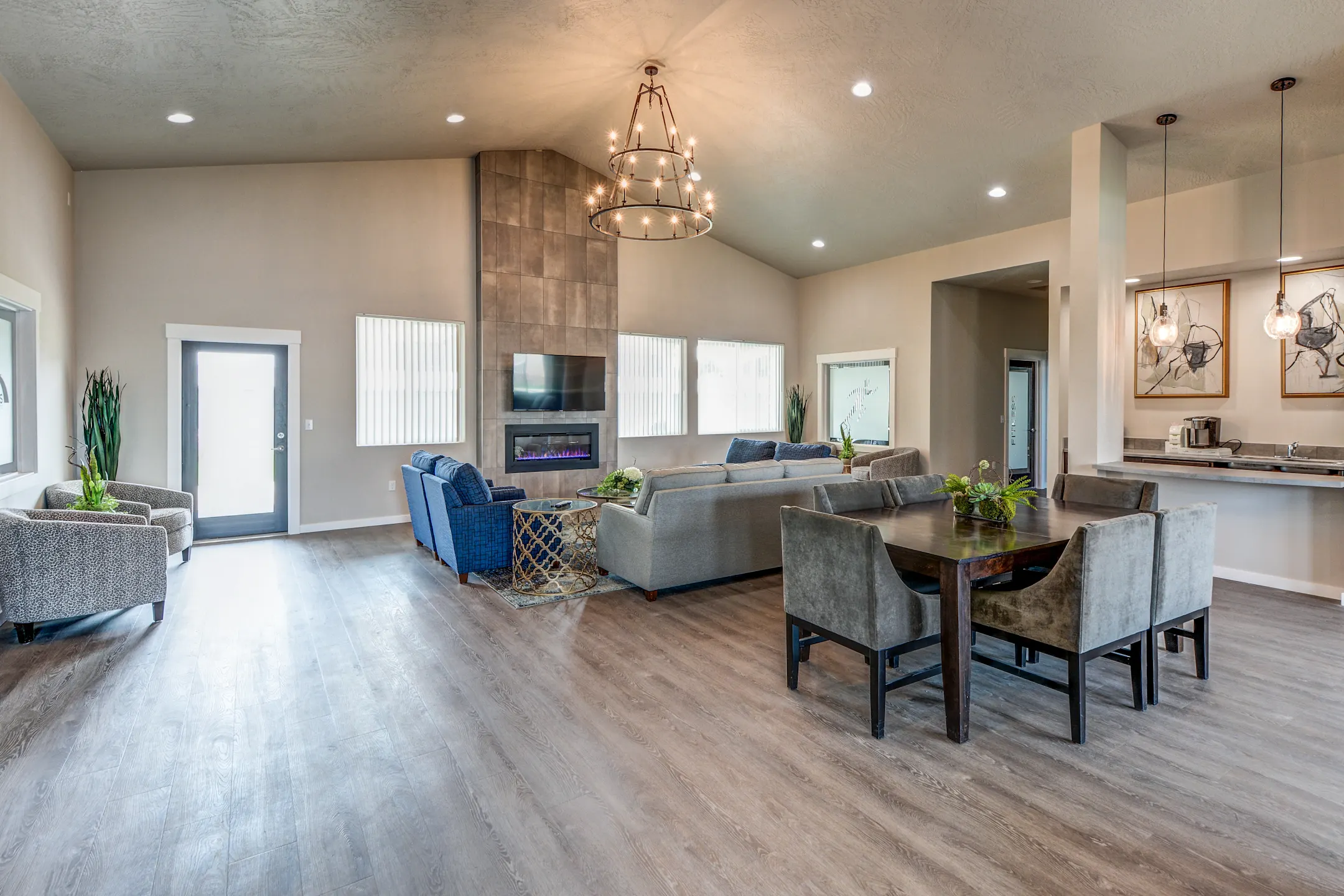 Crossroads Apartments 1090 N Cecil Rd Post Falls, ID Apartments for