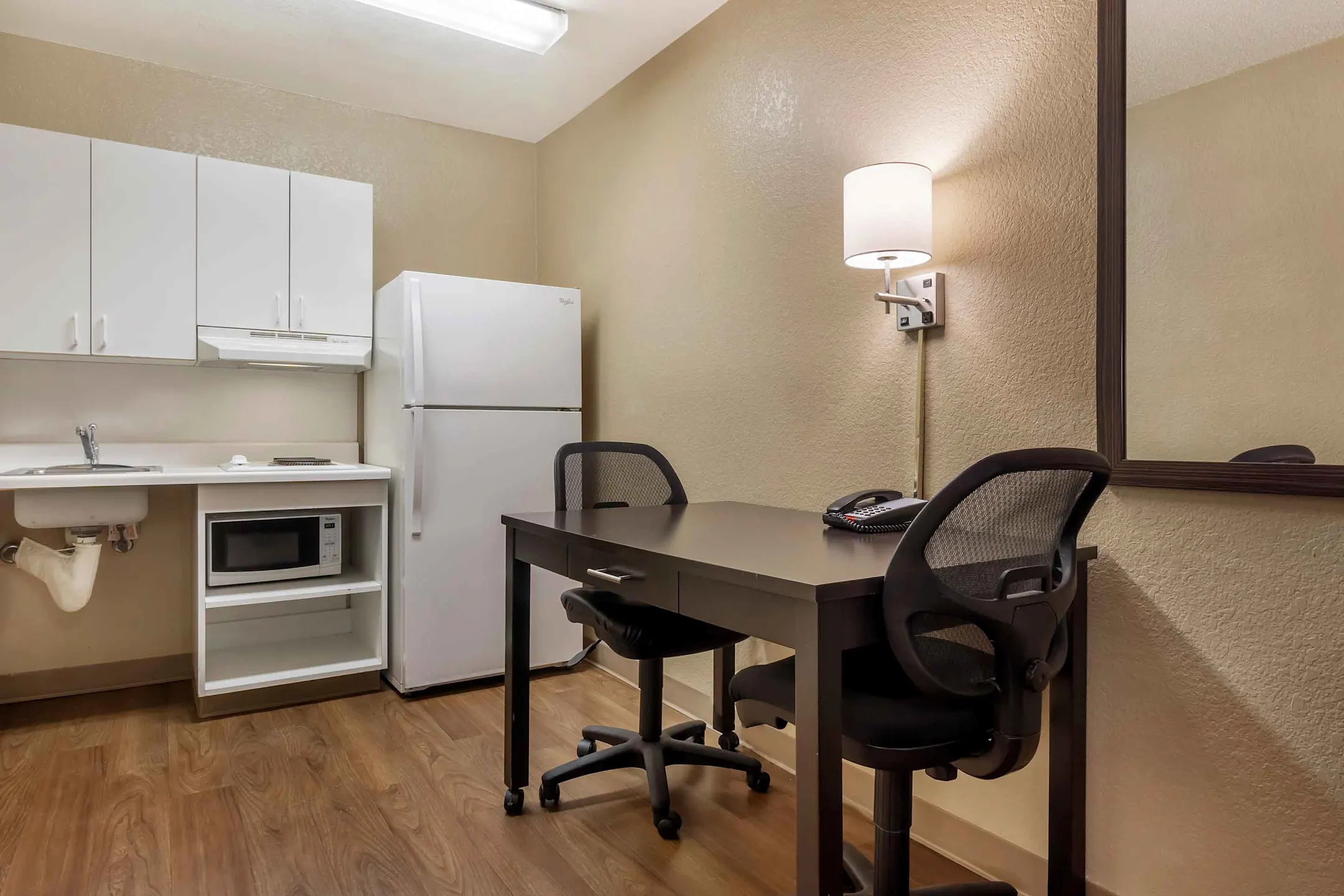 Furnished Studio Seattle Tukwila Apartments Tukwila, WA 98188