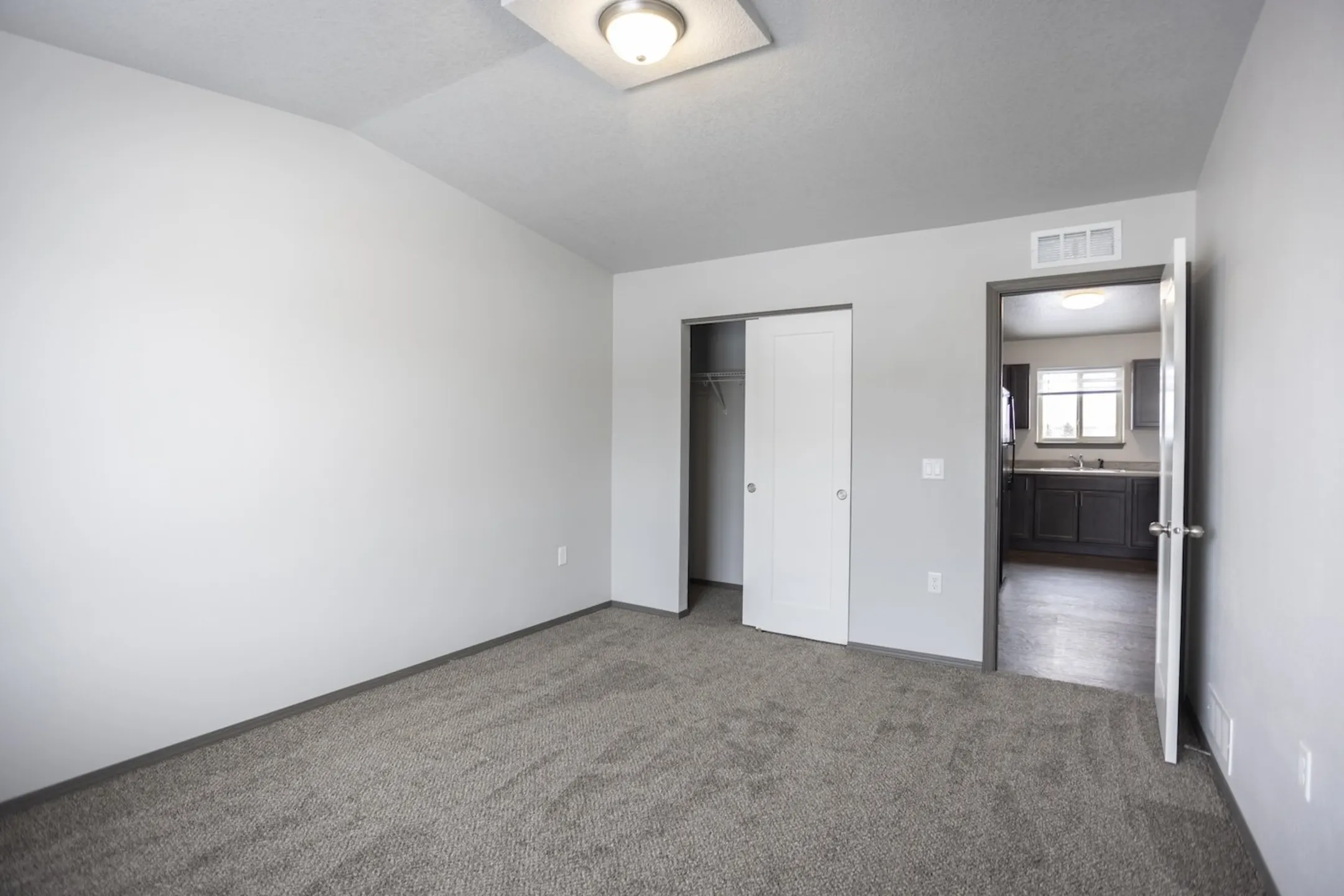 The Commons at Greenway Park Apartments Waukee, IA 50263