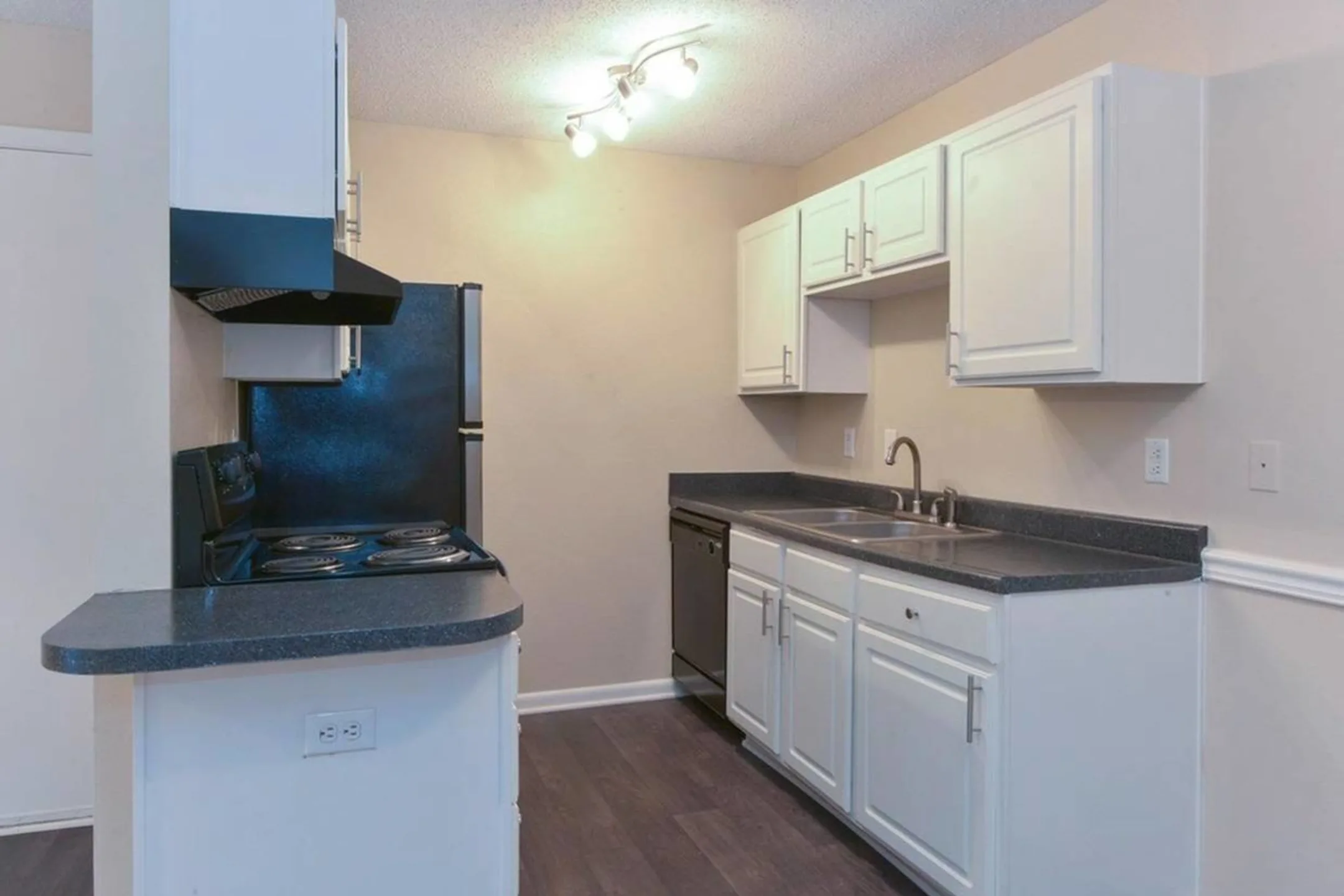 Crosswinds Apartments 1108 Saint Andrews Dr Wilmington, NC