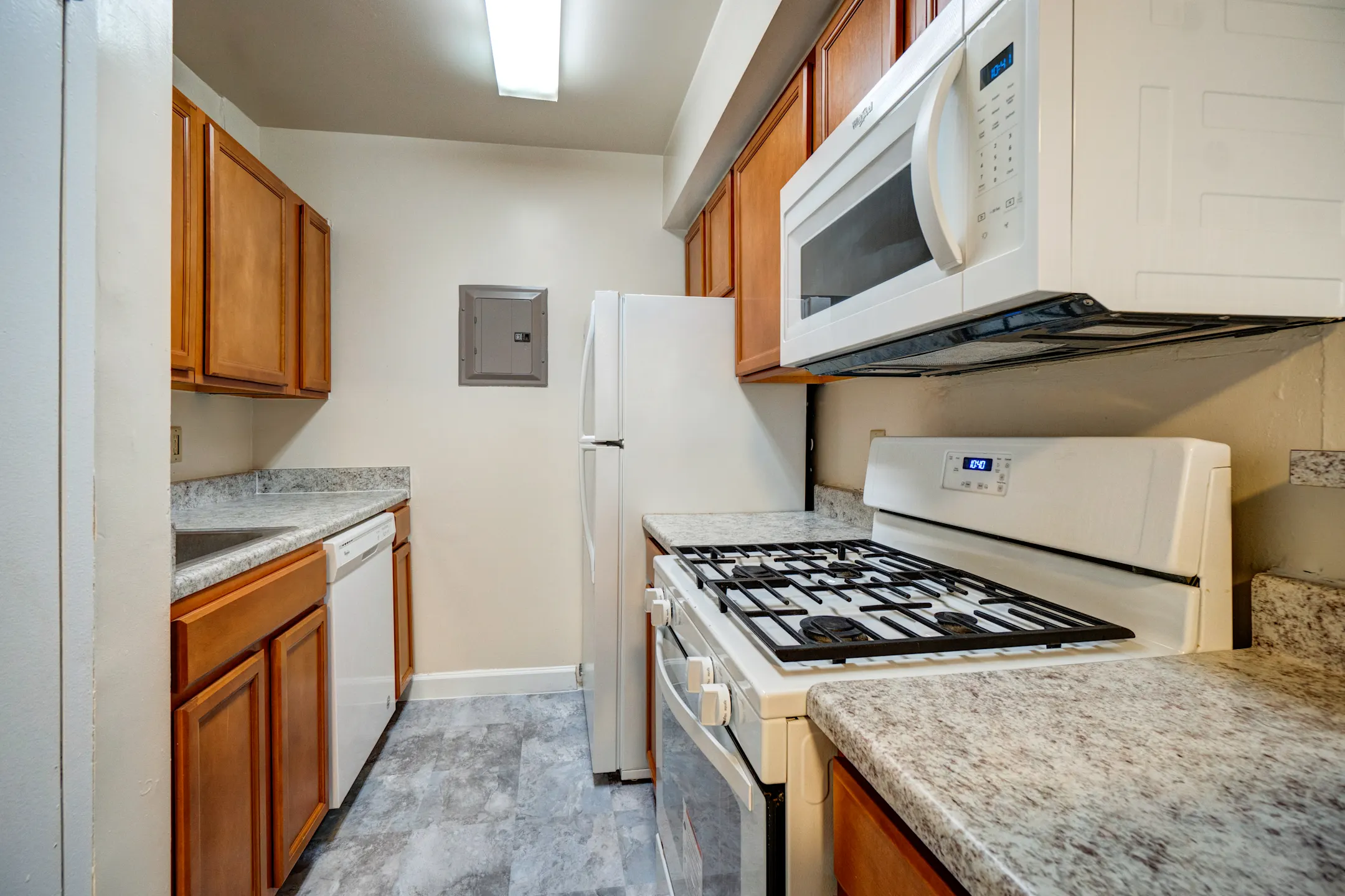 Manchester Manor Apartments Silver Spring, MD 20901