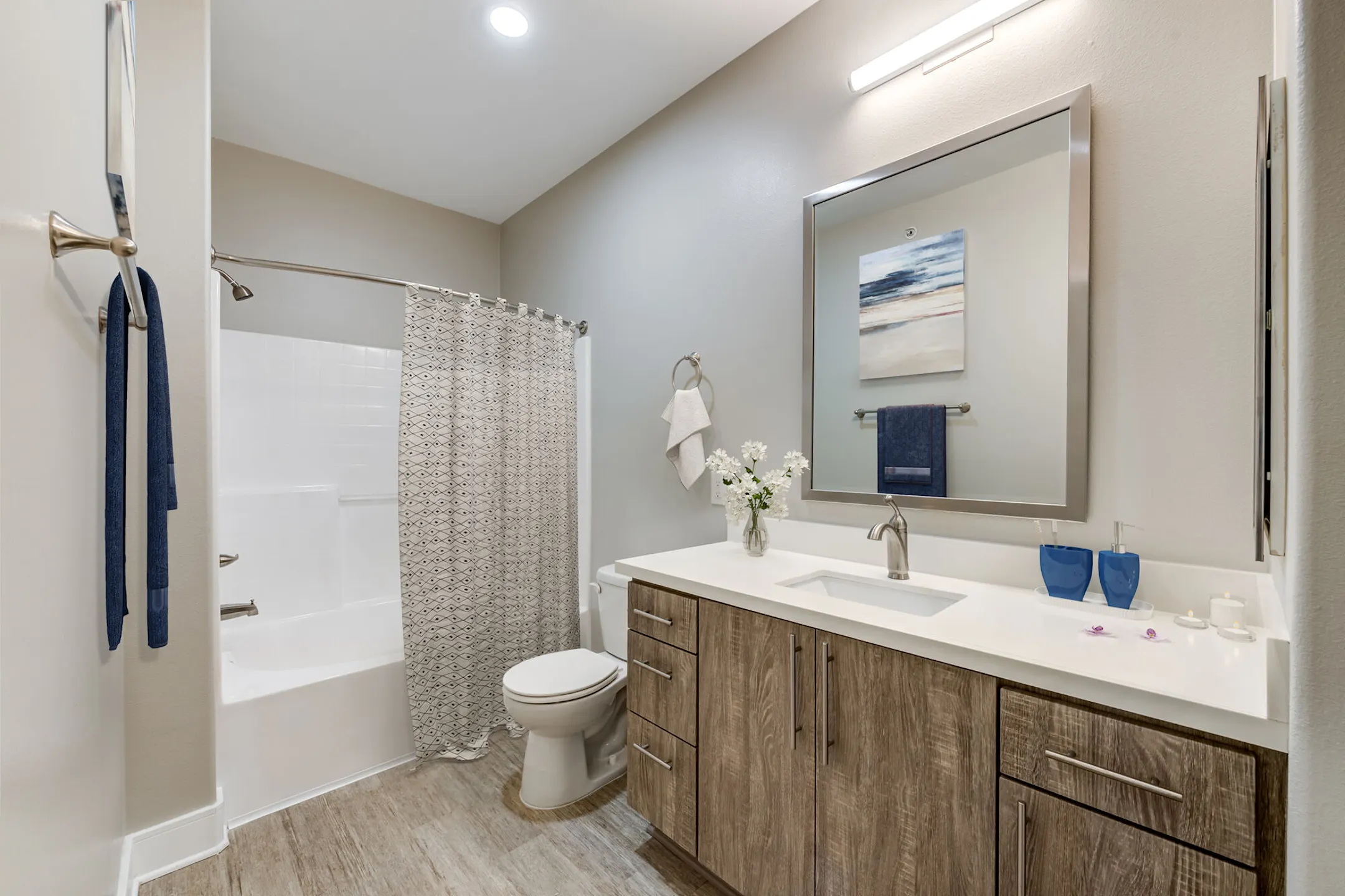 Triana Apartments Apartments Woodland Hills, CA 91367