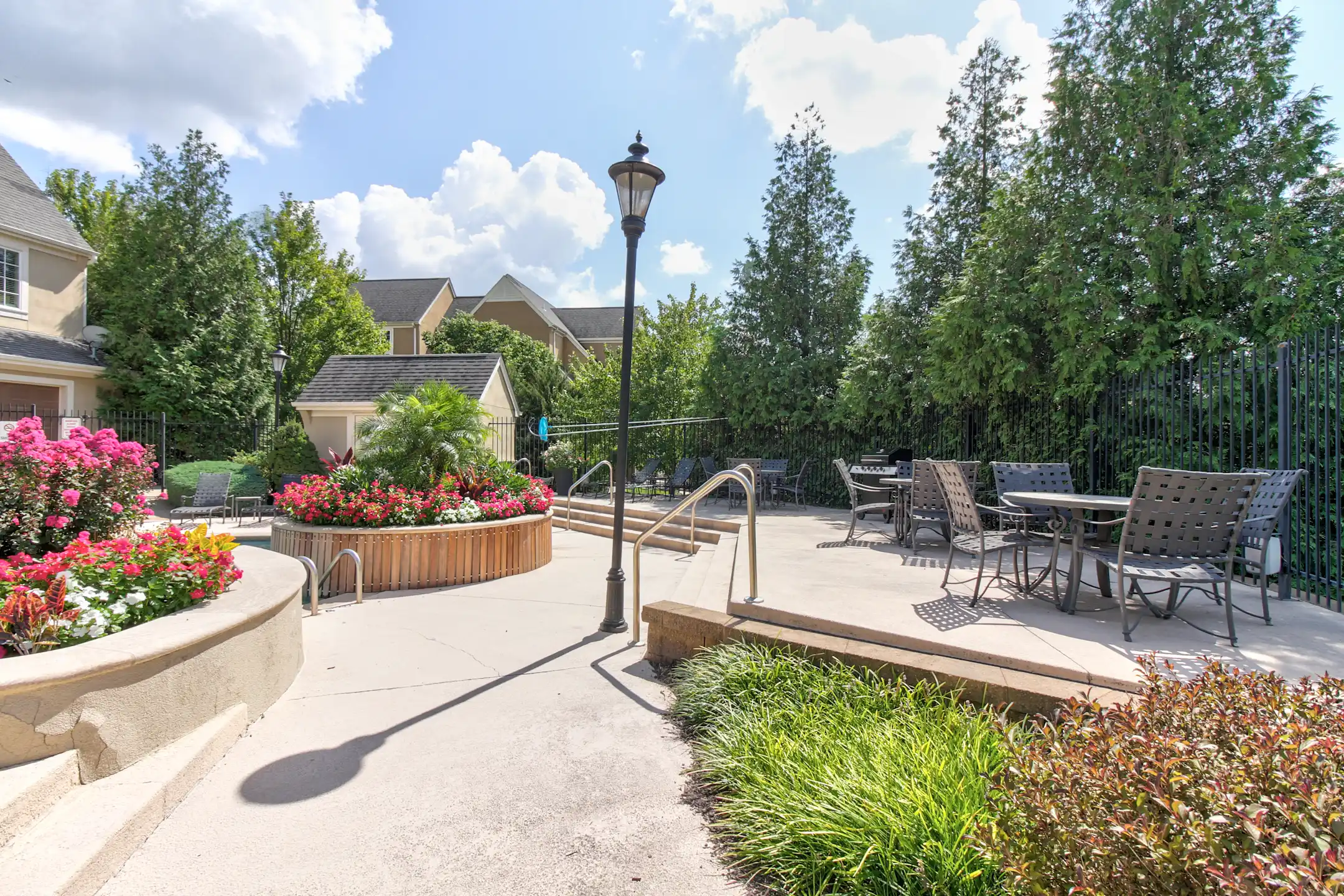 Mansions At Canyon Creek