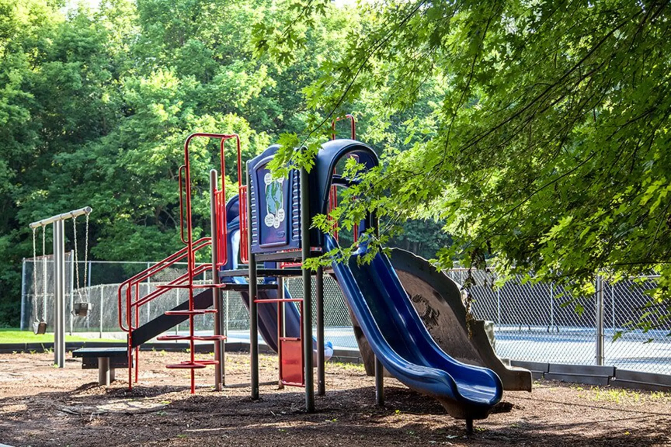 Fountain Place Apartments 8564 Magnolia Trl Eden Prairie, MN