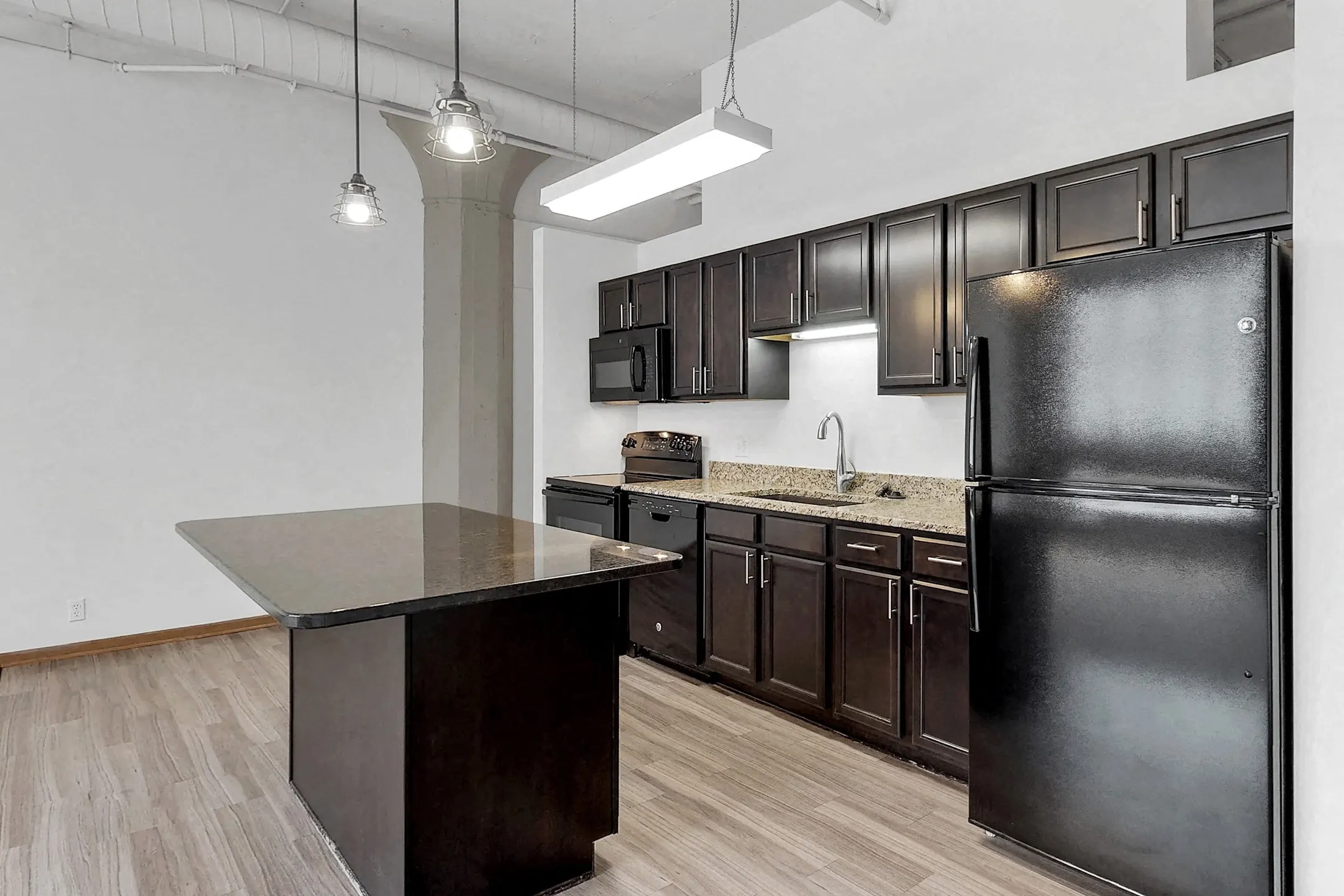 Kitchen - Skinner Macaroni Lofts - Omaha, NE