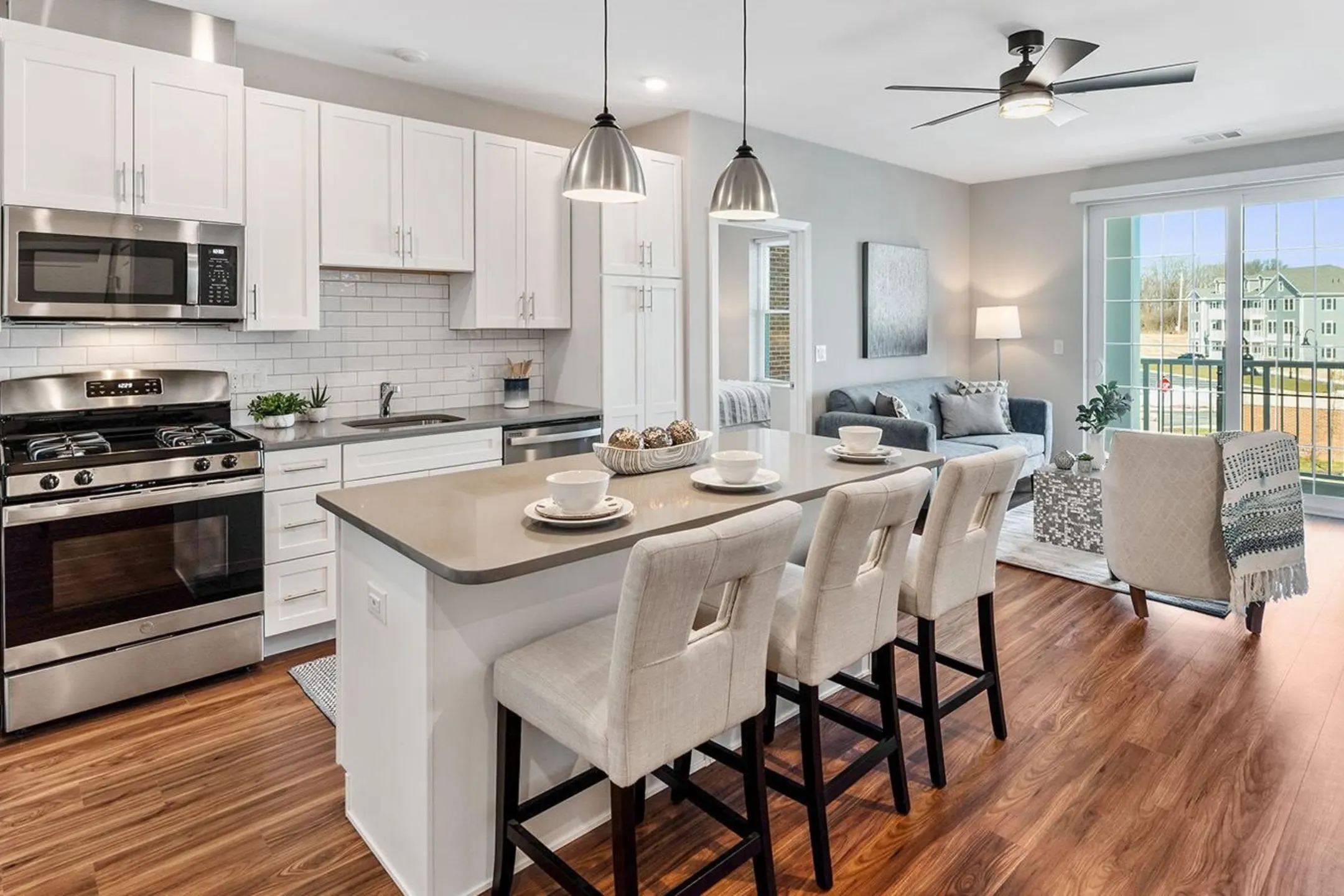 240 Windgate Dr Unit 302  