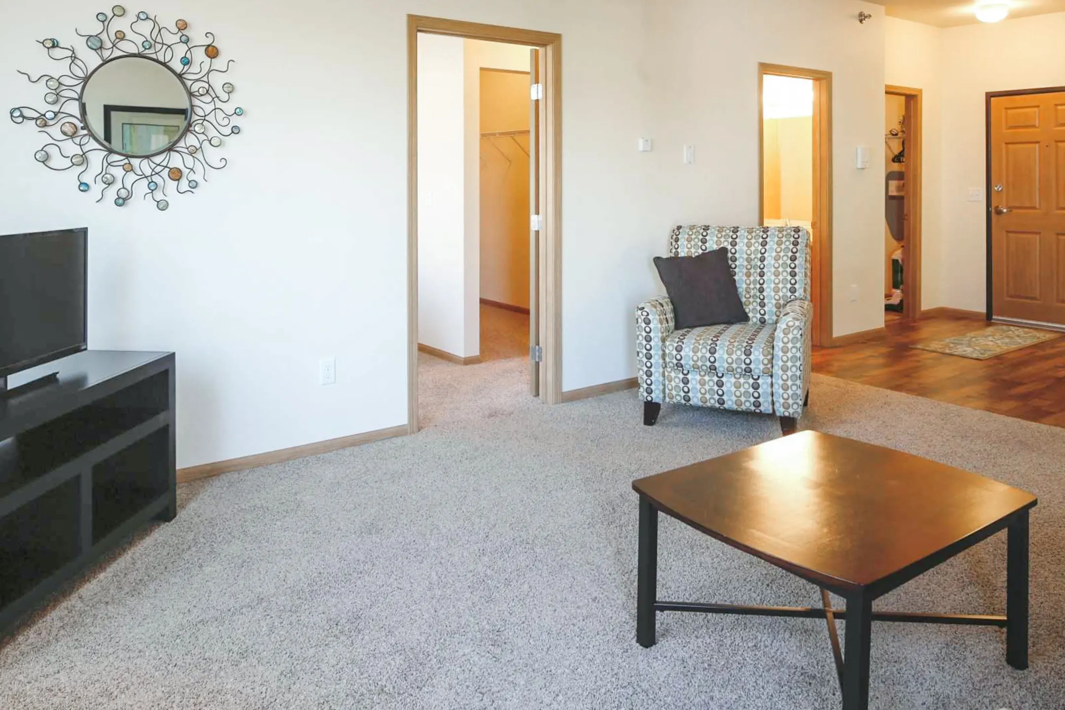 Amber Pointe Apartments - Fargo, ND