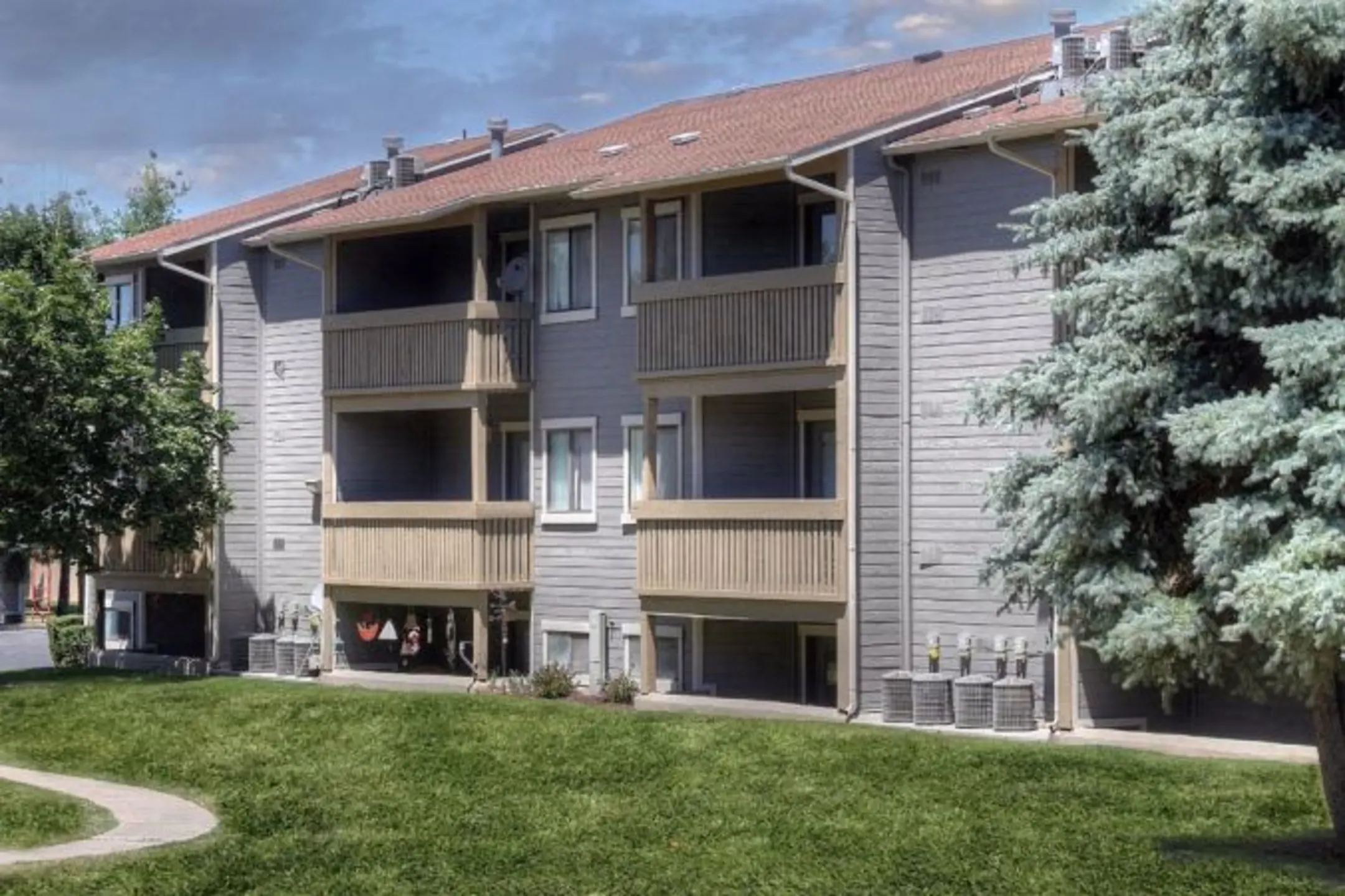 Springwood Apartments Bountiful, UT 84010