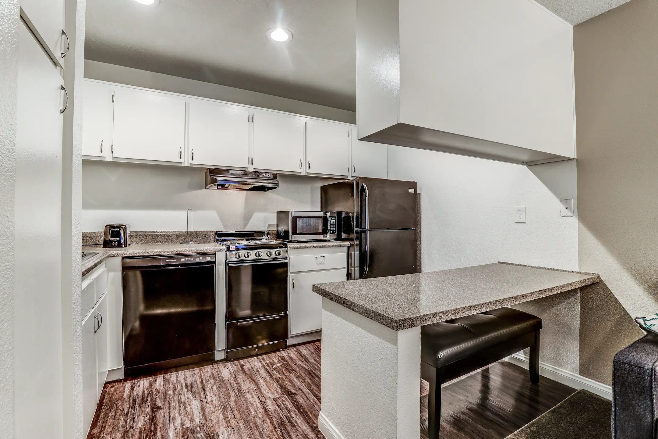 Centrepointe Apartments Colton, CA 92324