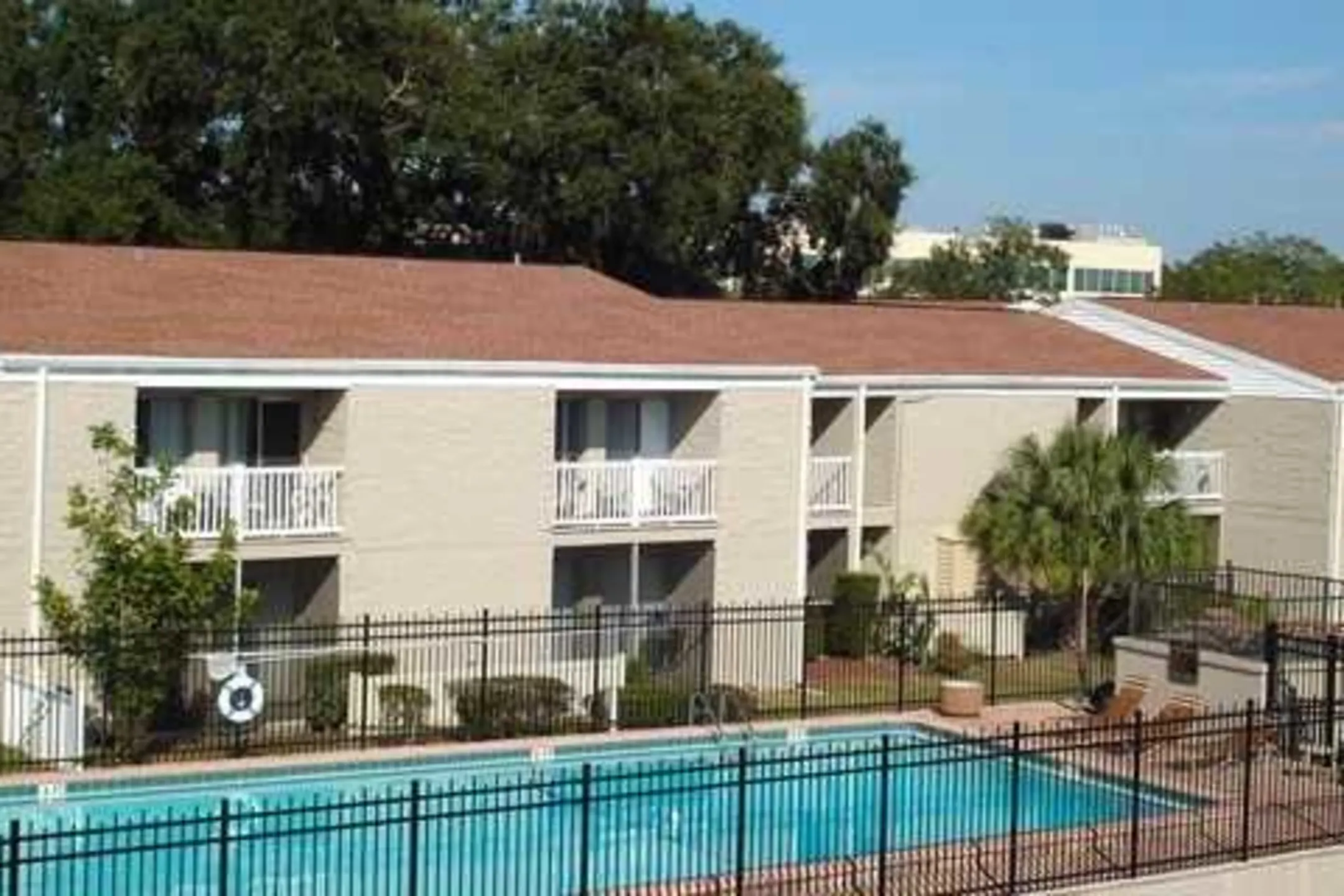 Grande Bay Apartments Clearwater, FL 33759