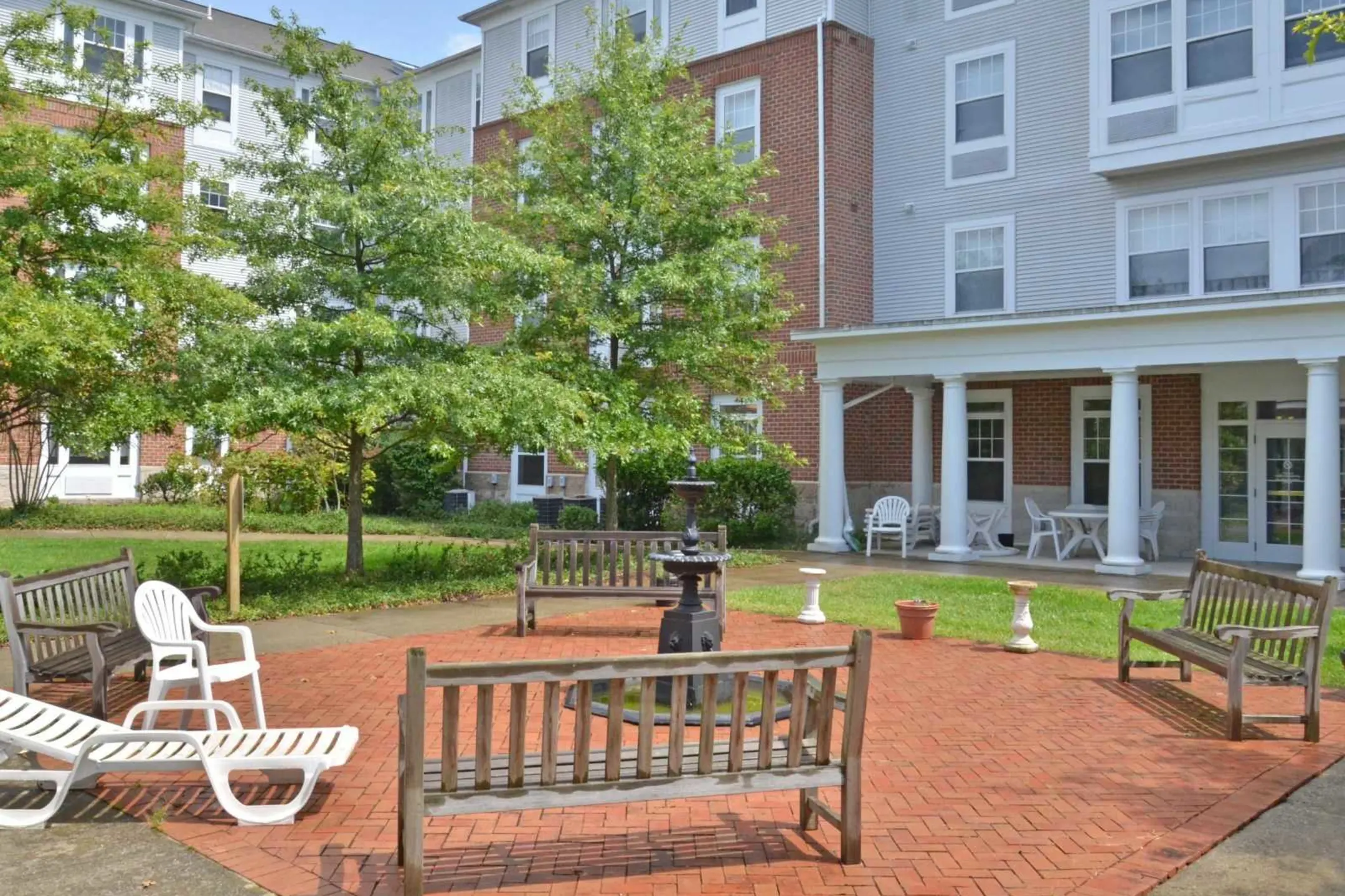 Selborne House of Dorsey Hall Apartments Ellicott City, MD 21042