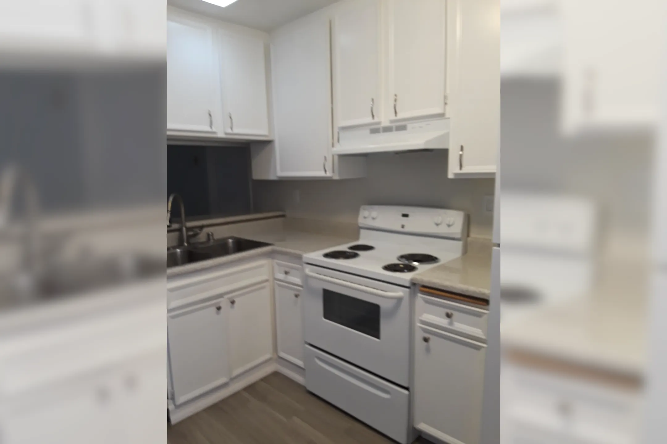 Kitchen - The Hills and Terraces at Spring Street - La Mesa, CA