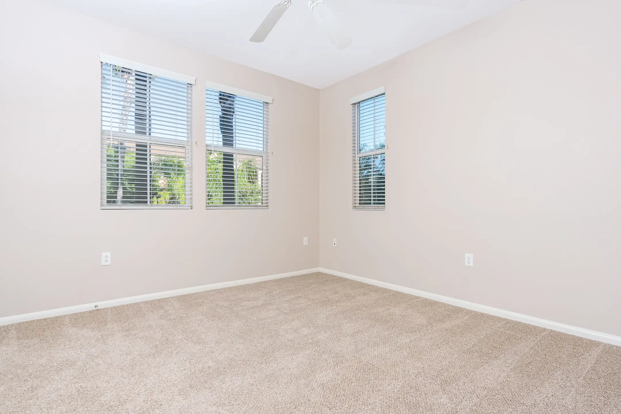 Bedroom - College Park Apartment Homes - Upland, CA
