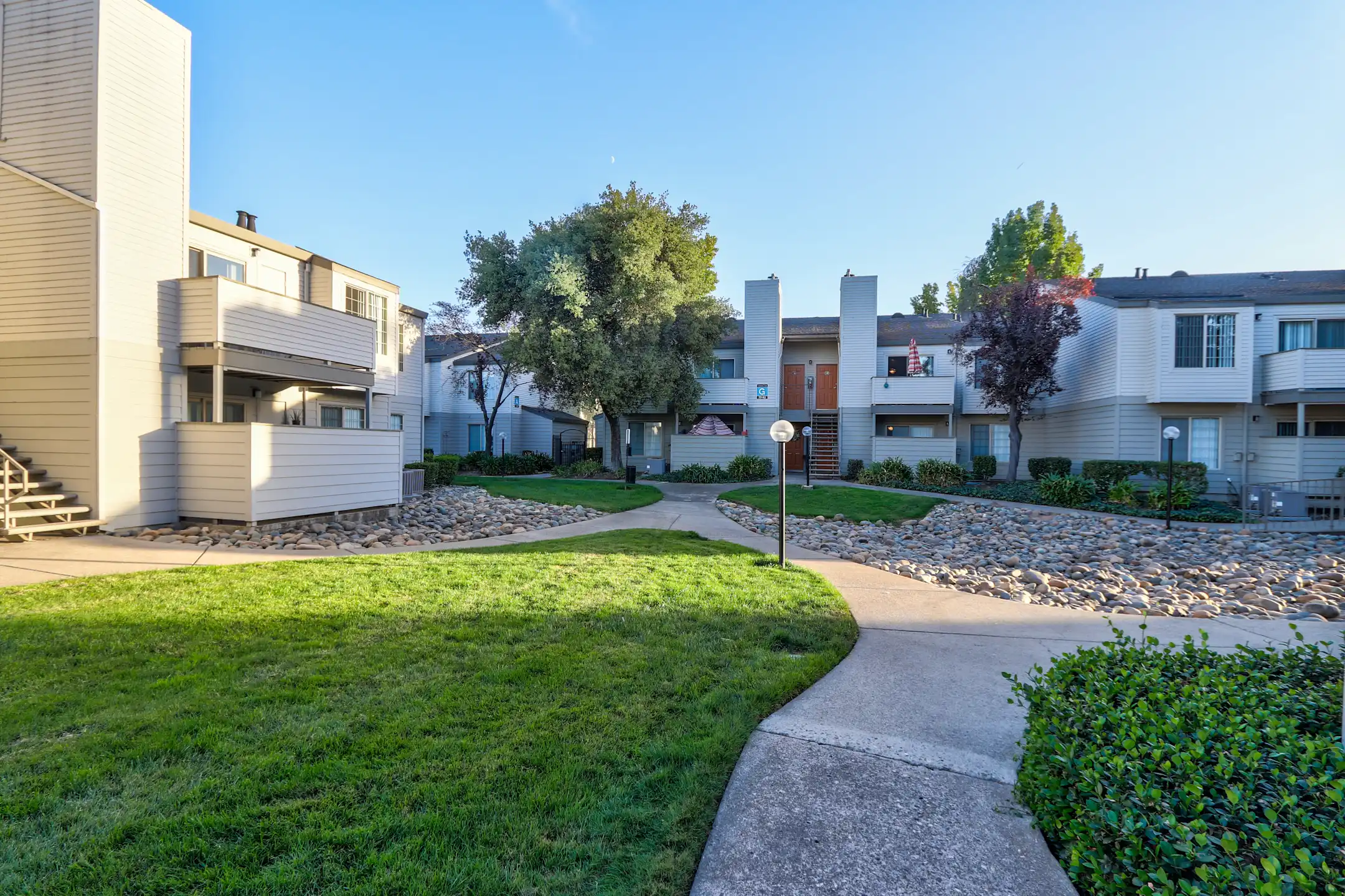 Building - Cobblestone Creek - Roseville, CA