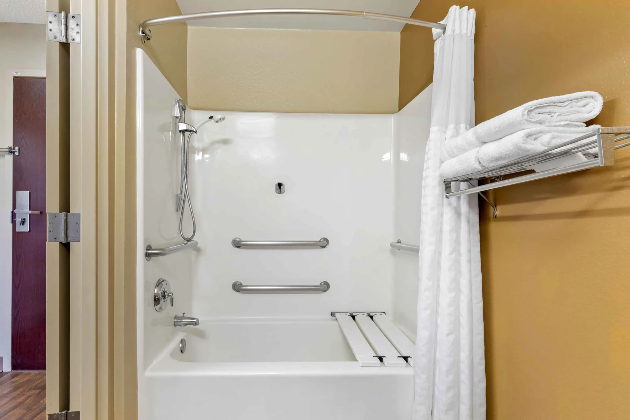 Bathroom - Furnished Studio - Clearwater - Carillon Park - Clearwater, FL