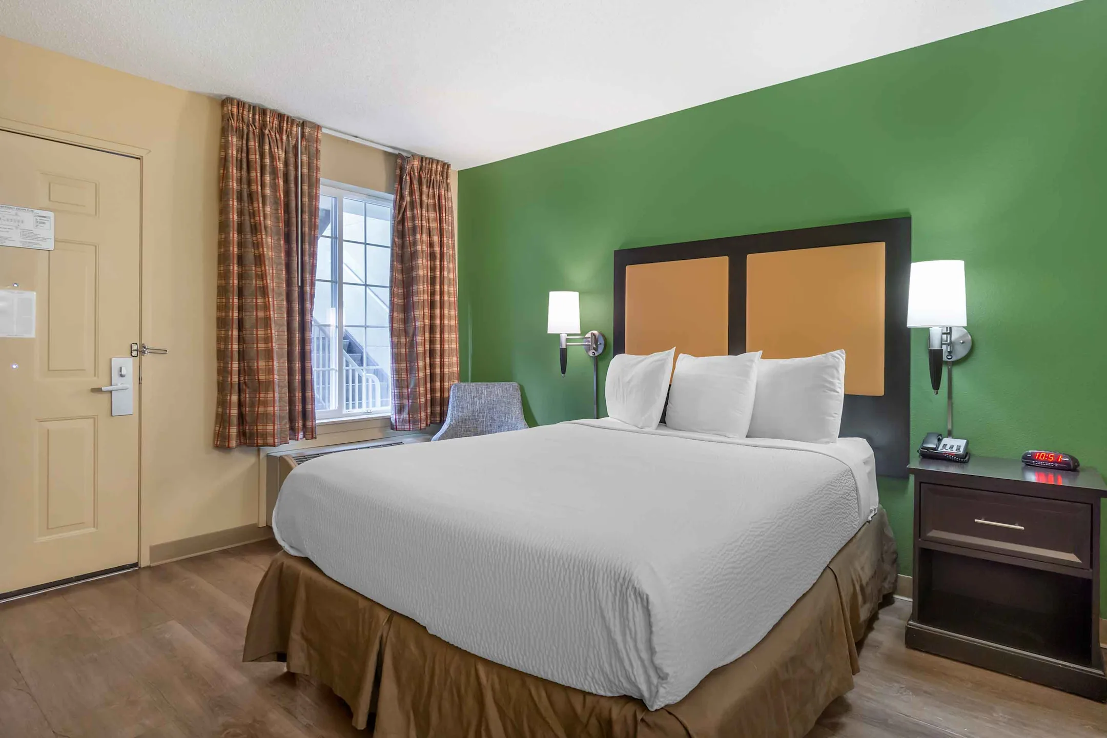 Furnished Studio Seattle Bellevue Factoria Apartments Bellevue