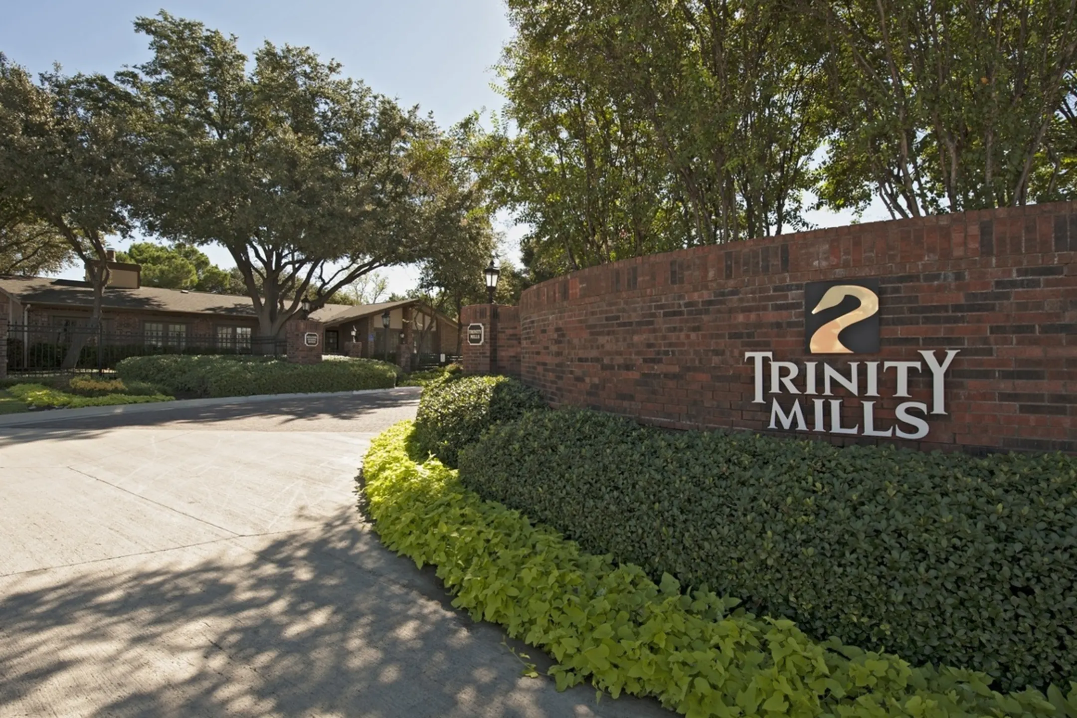Community Signage - Trinity Mills Apartments - Carrollton, TX