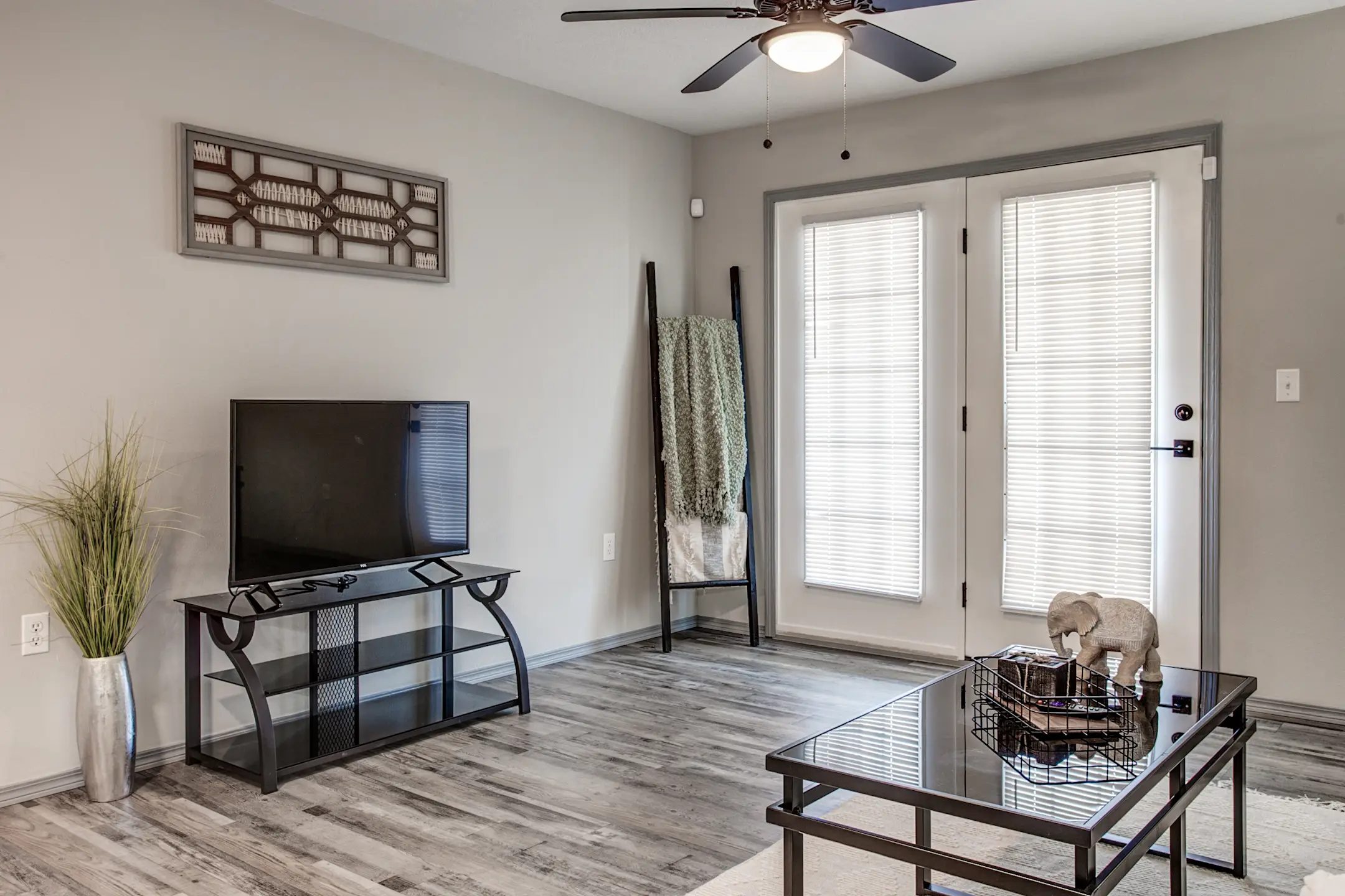 South Valley Apartments Apartments Springfield, MO 65807