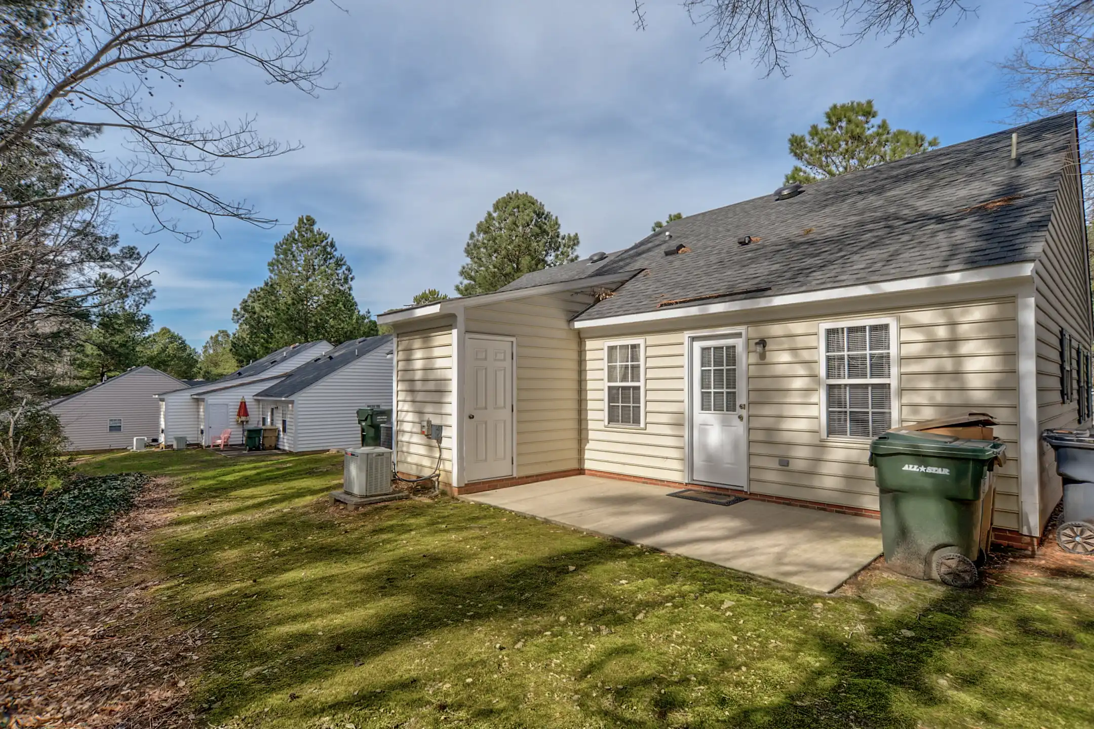 Candlewood Apartments 401 Brook St Clayton, NC Apartments for Rent