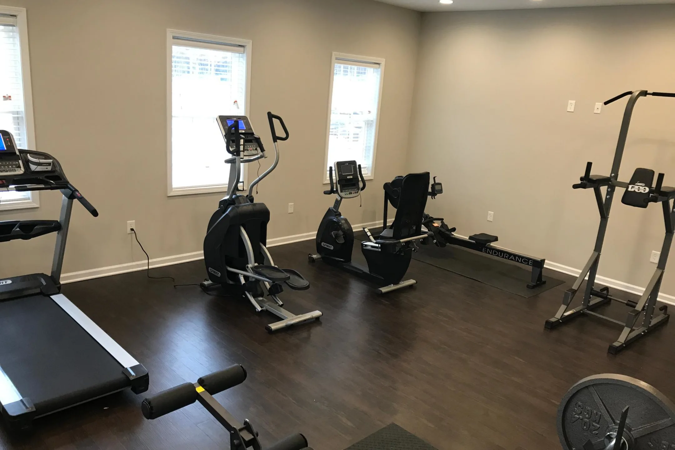 Fitness Weight Room - The Aspen Apartments - Roanoke, VA