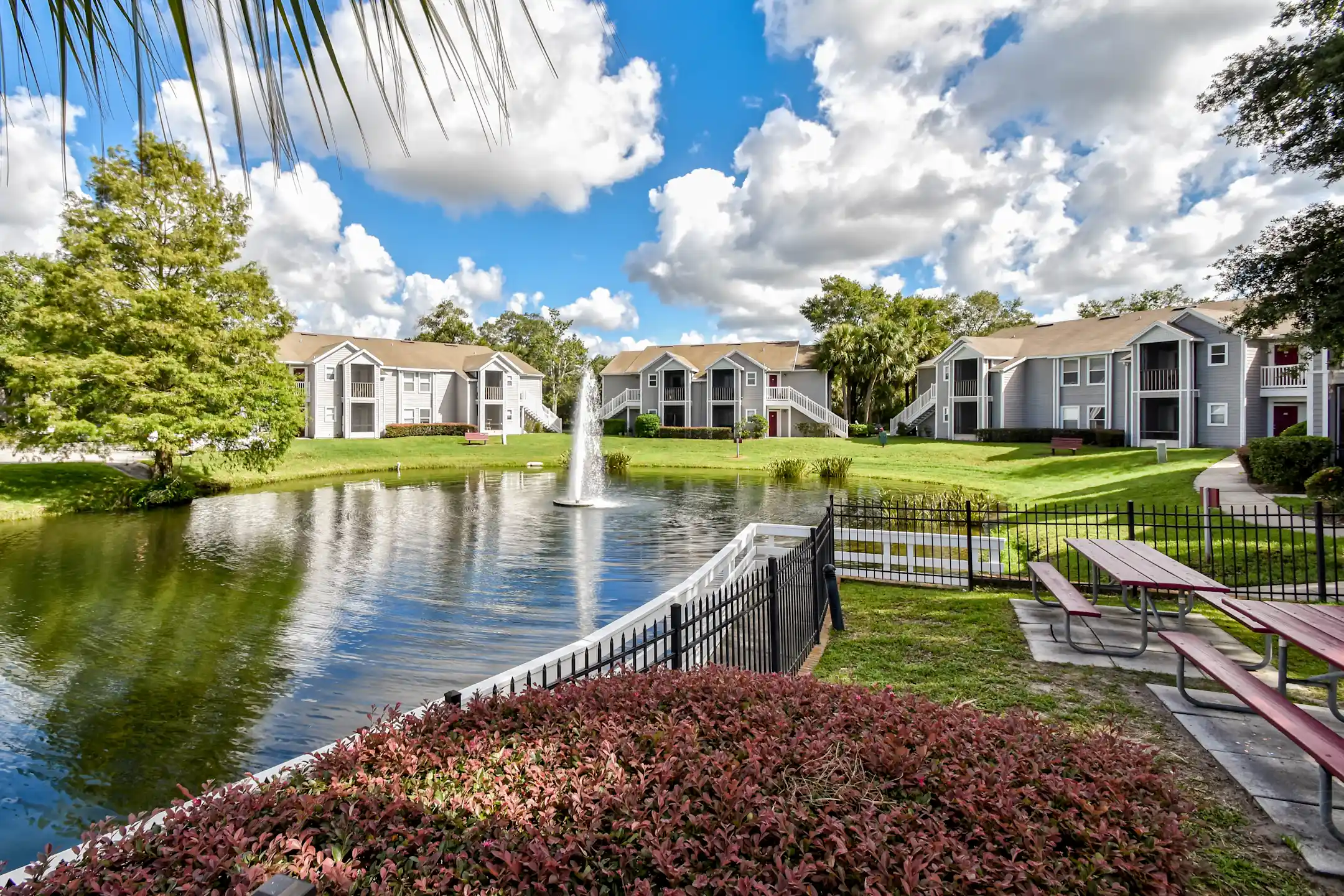 Colonial Apartments Orlando