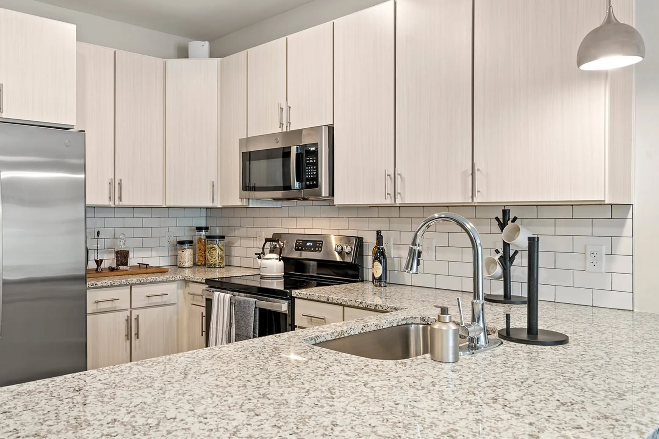 Lively Victor Park 1000 Village Mill Dr Greer, SC Apartments for