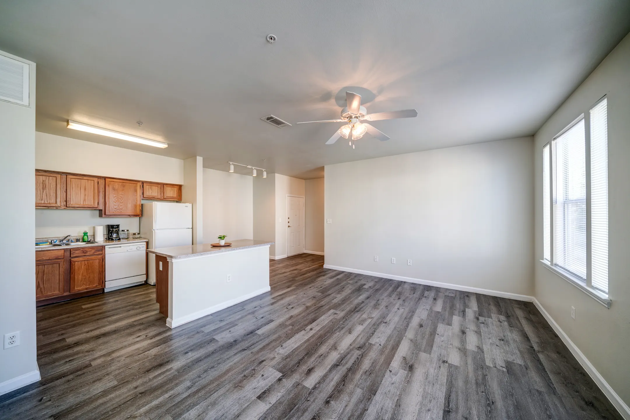 Costa Verde 101 Verde Dr Clute, TX Apartments for Rent Rent.