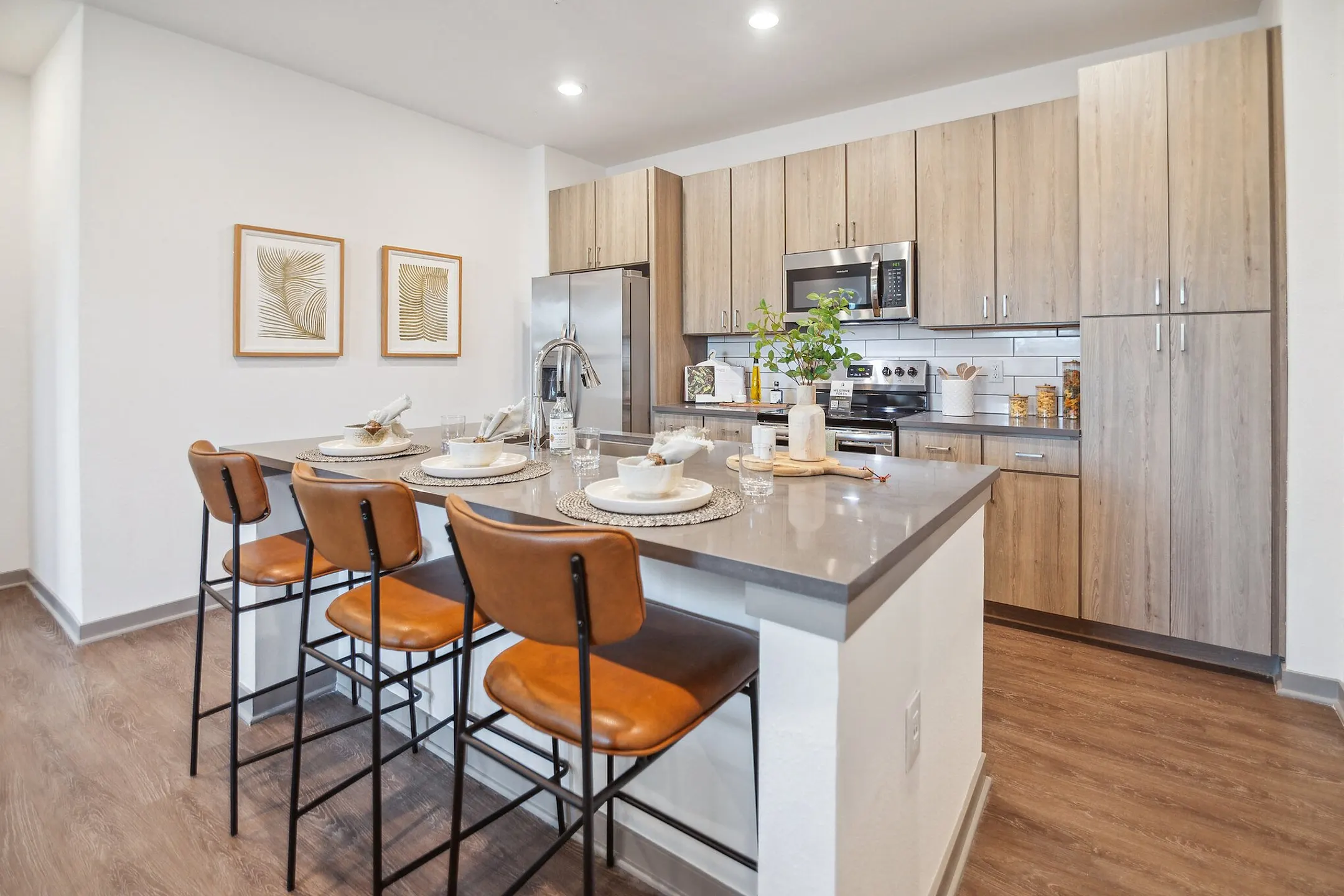 Palm Grove Luxury Apartment Homes Apartments Ellenton, FL 34222