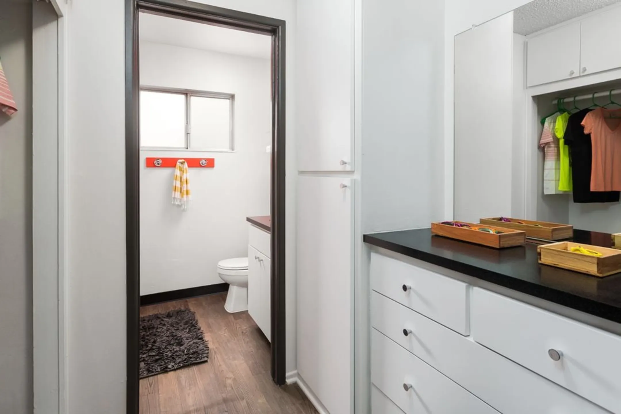 AVA Burbank Apartments Burbank, CA 91505