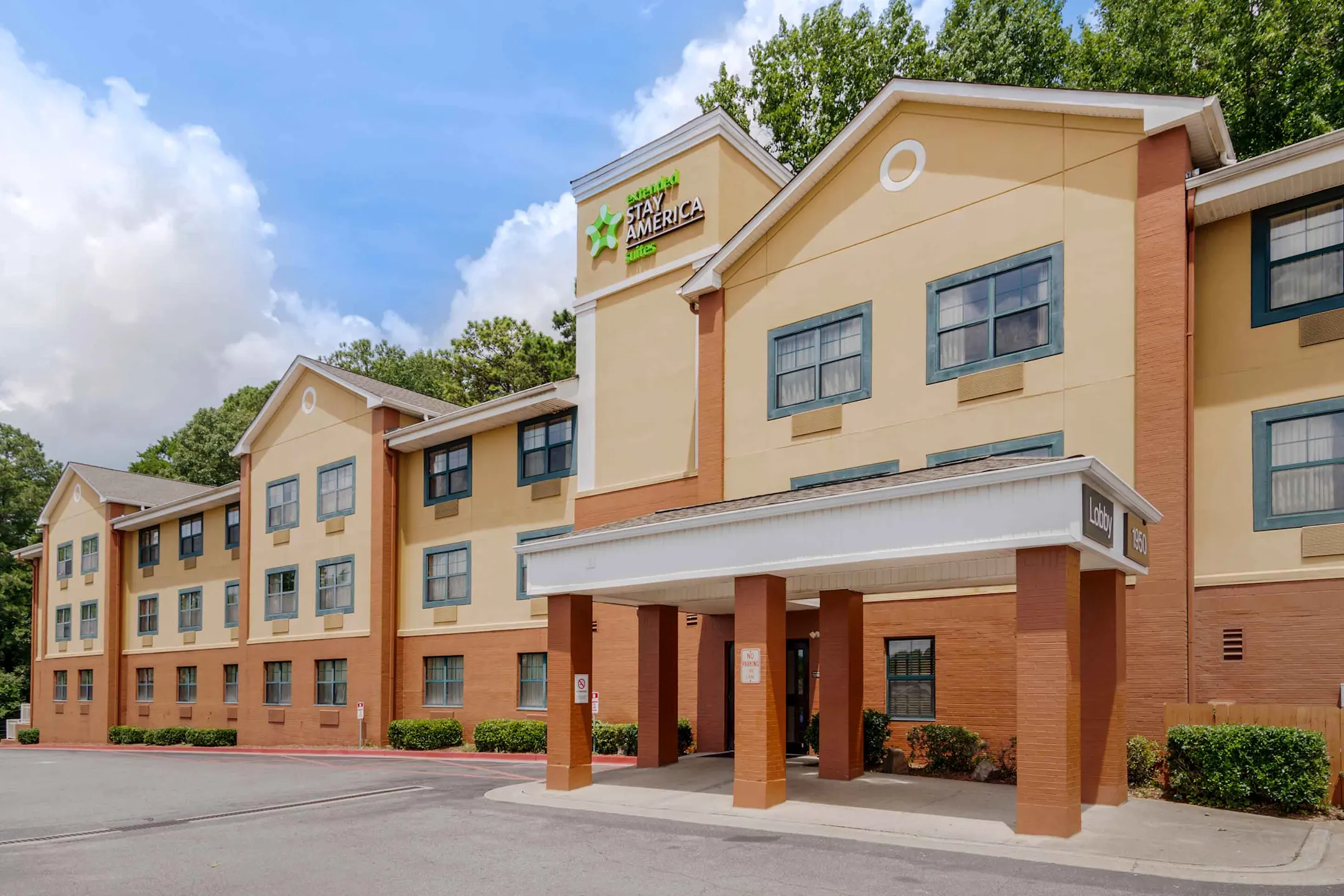 Furnished Studio Atlanta Alpharetta Rock Mill Rd. 1950 Rock