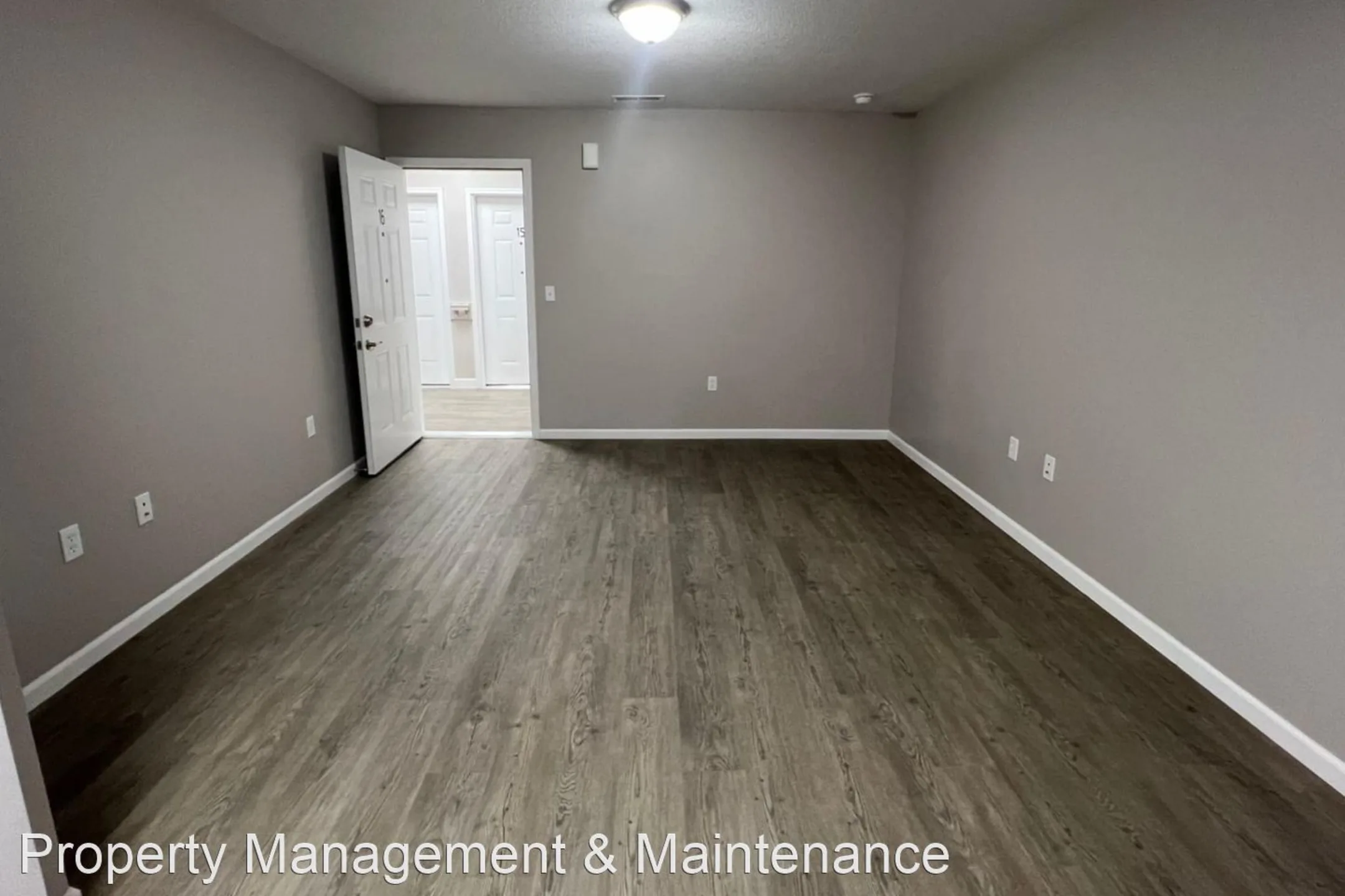Living Room - Centennial Crossing - Plymouth, IN