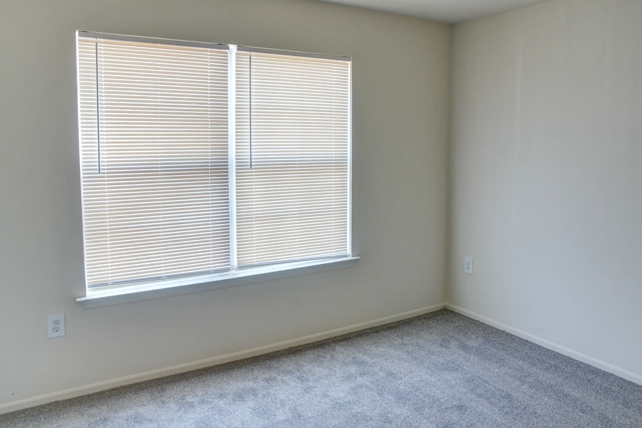 Meridian Terrace/Meridian Square Apartments Carteret, NJ 07008