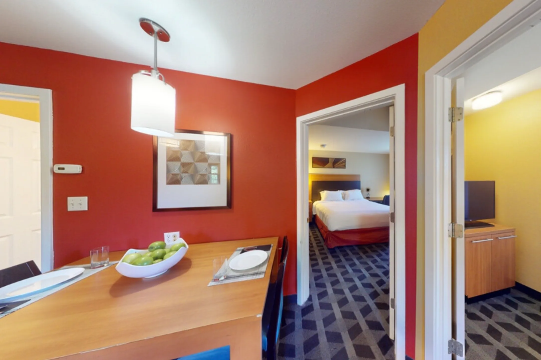 Residences at Tewksbury Apartments Tewksbury, MA 01876