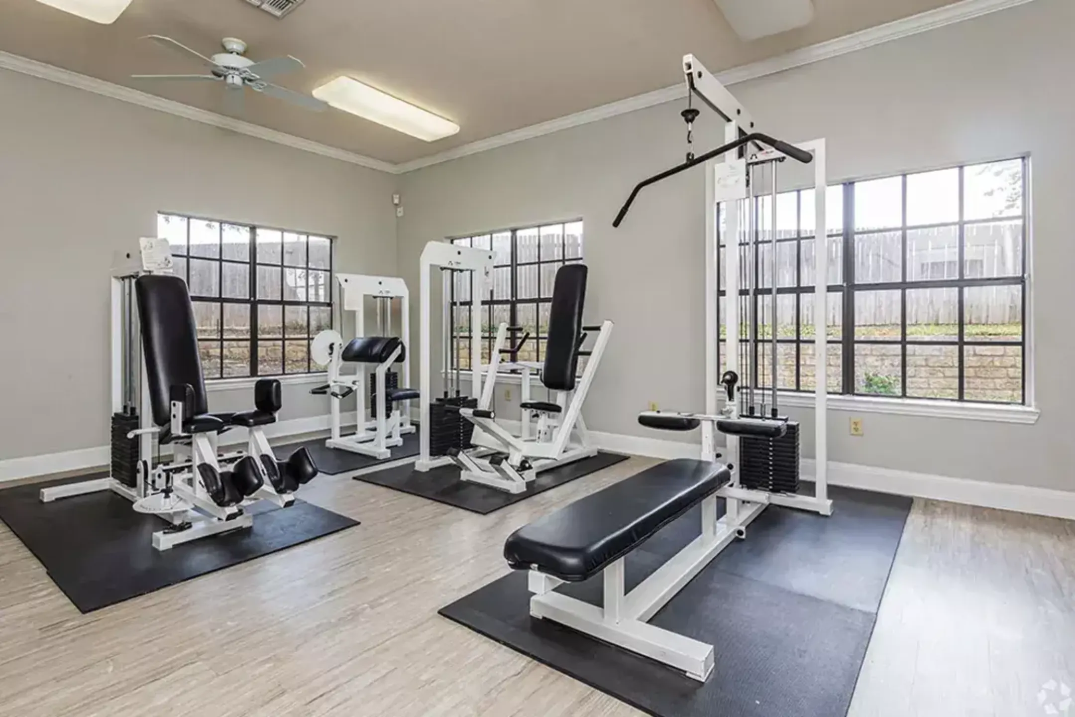 Fitness Weight Room - Peppermill Apartments - Universal City, TX